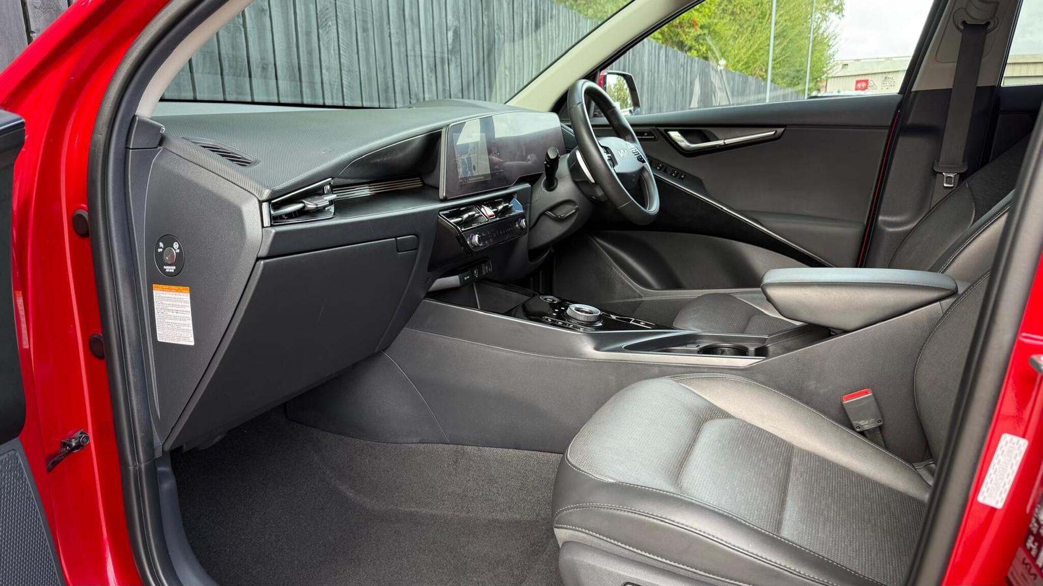 Kia Niro view 24