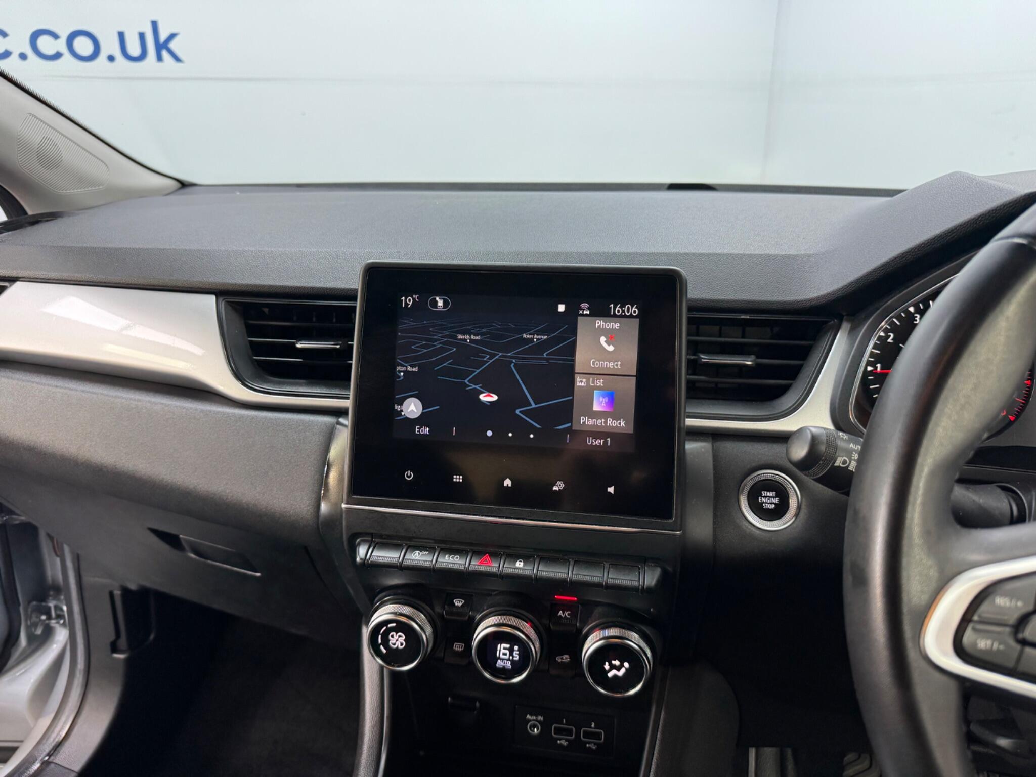 Renault Captur view 29