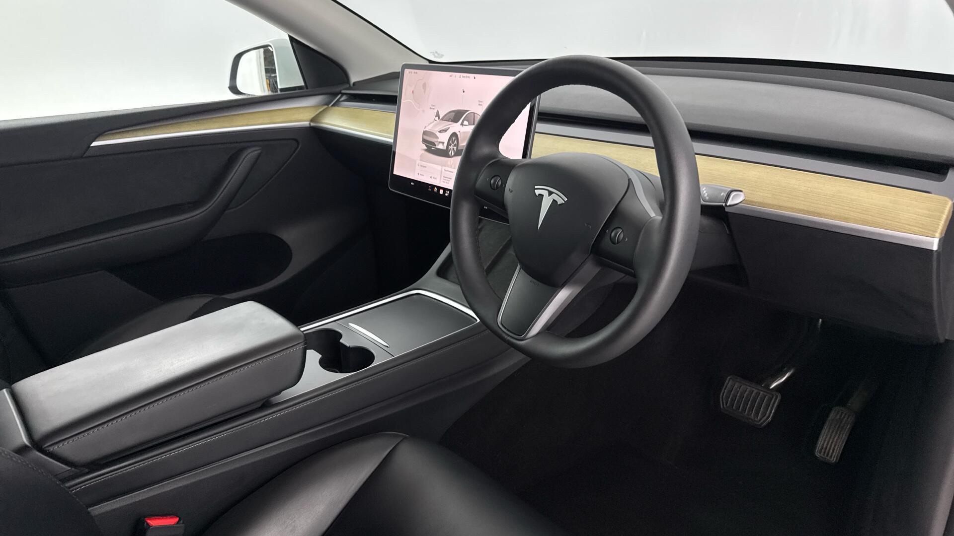 Tesla Model Y view 9