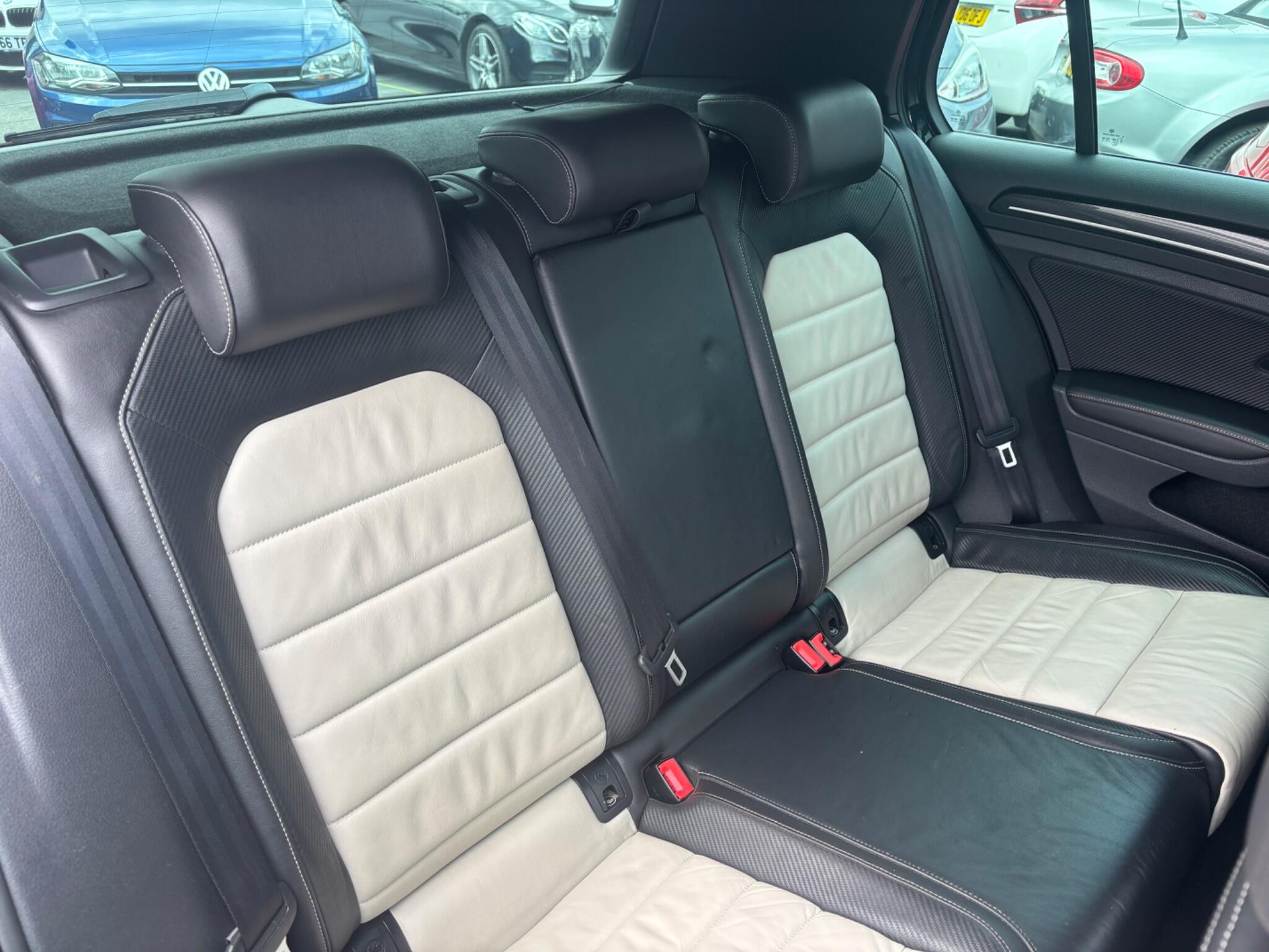 Volkswagen Golf view 46
