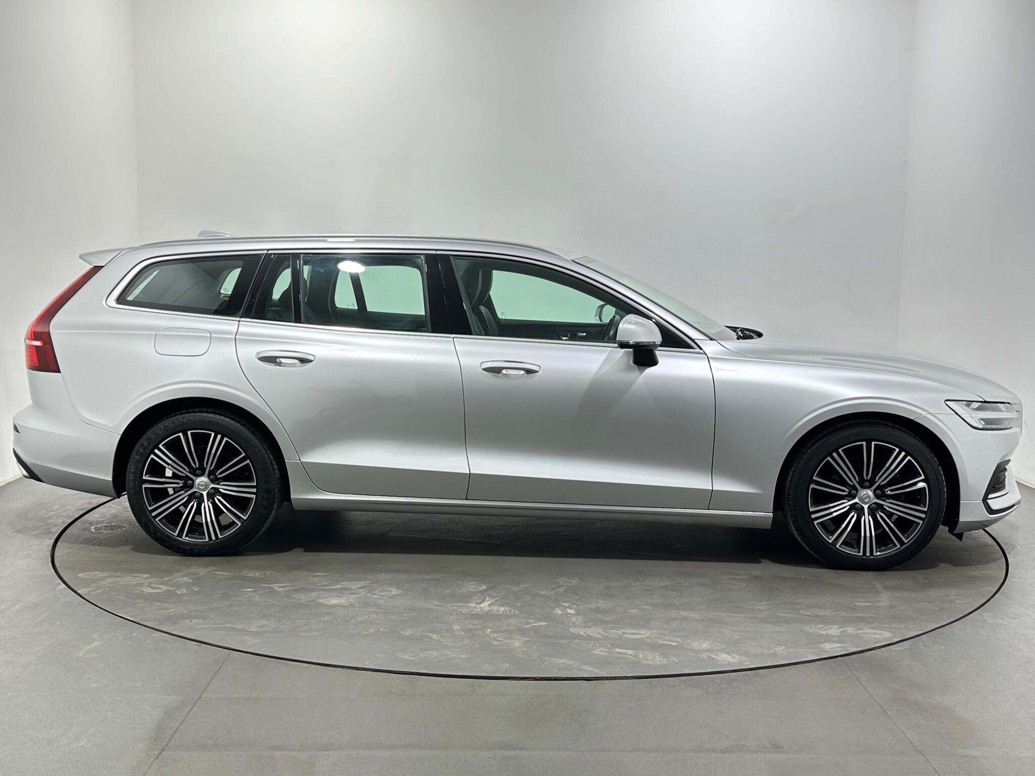 Volvo V60 view 9