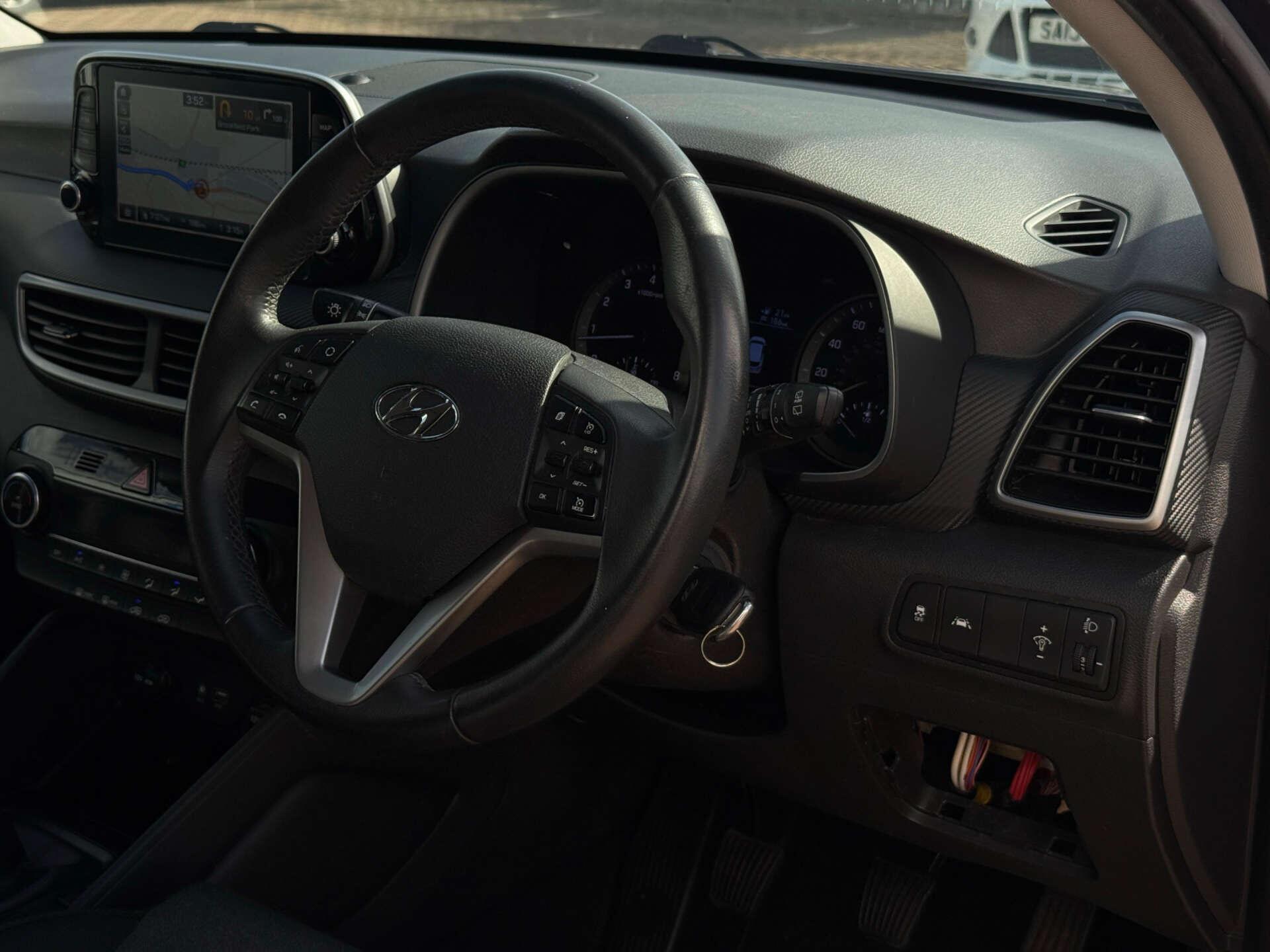 Hyundai Tucson view 48