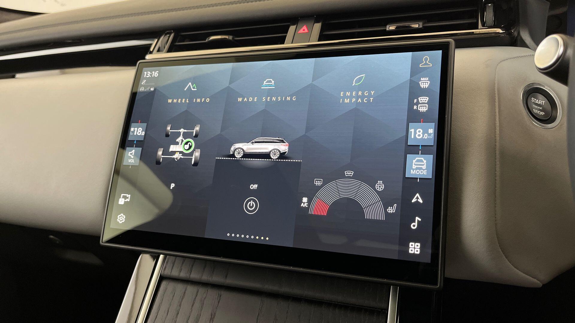 Land Rover Range Rover Velar view 38