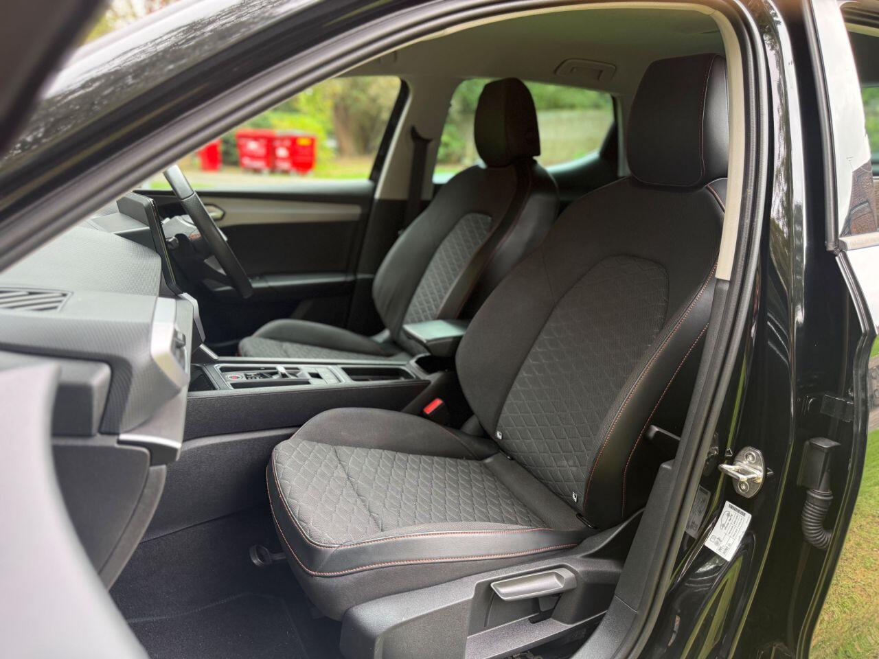 SEAT Leon view 5