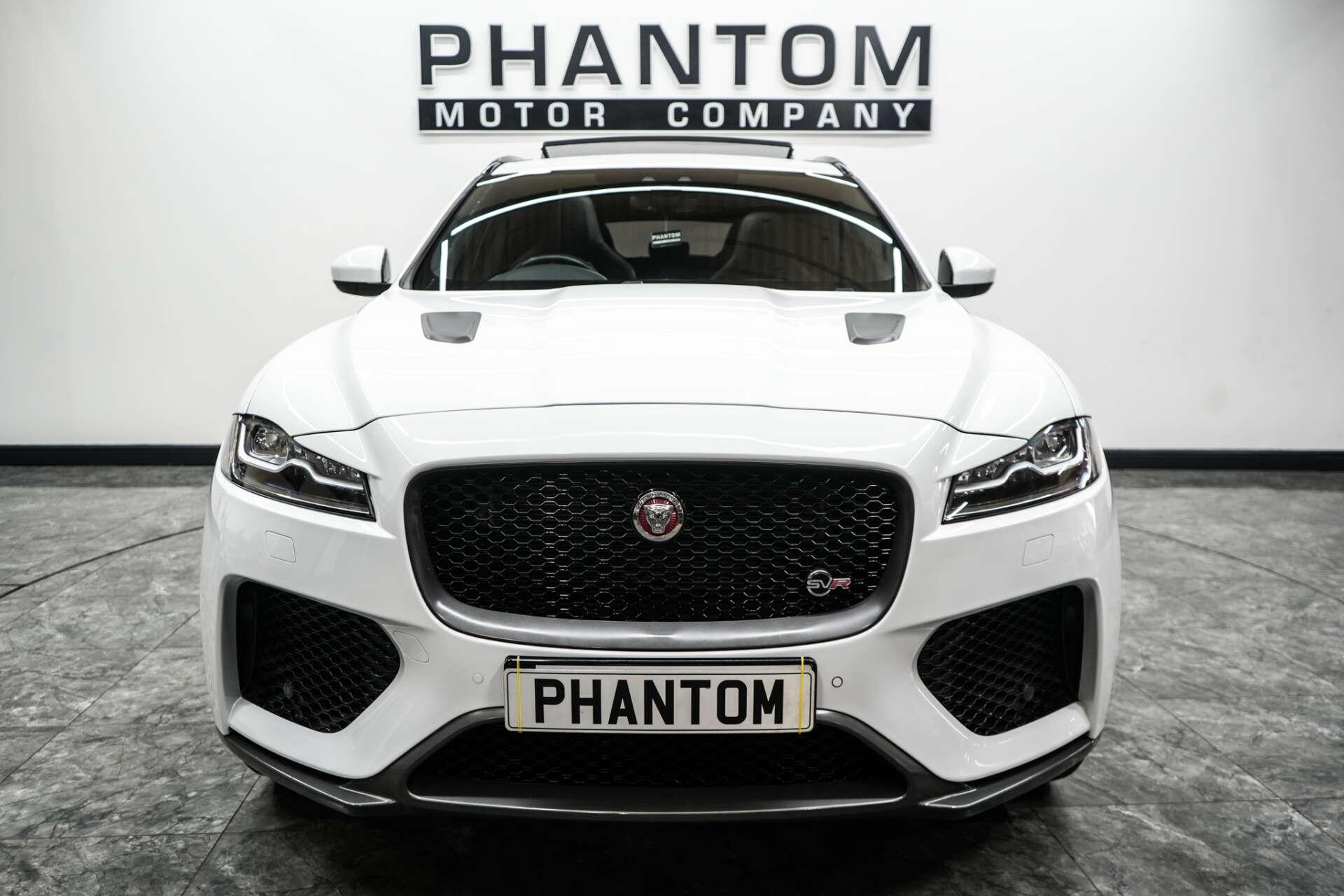Jaguar F-Pace view 5