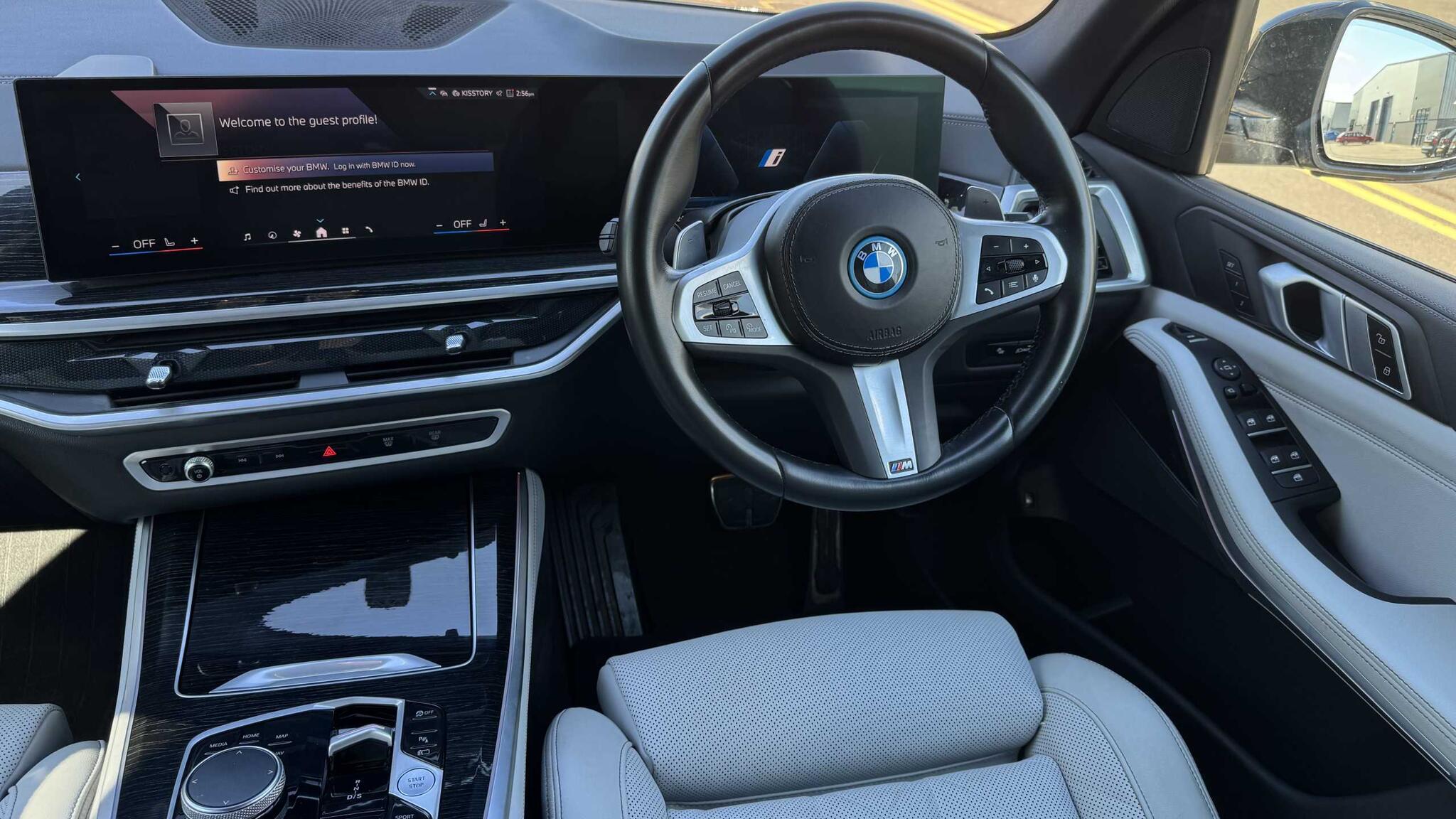 BMW X5 view 6