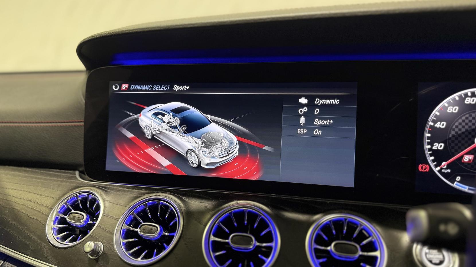 Mercedes-Benz E Class view 16