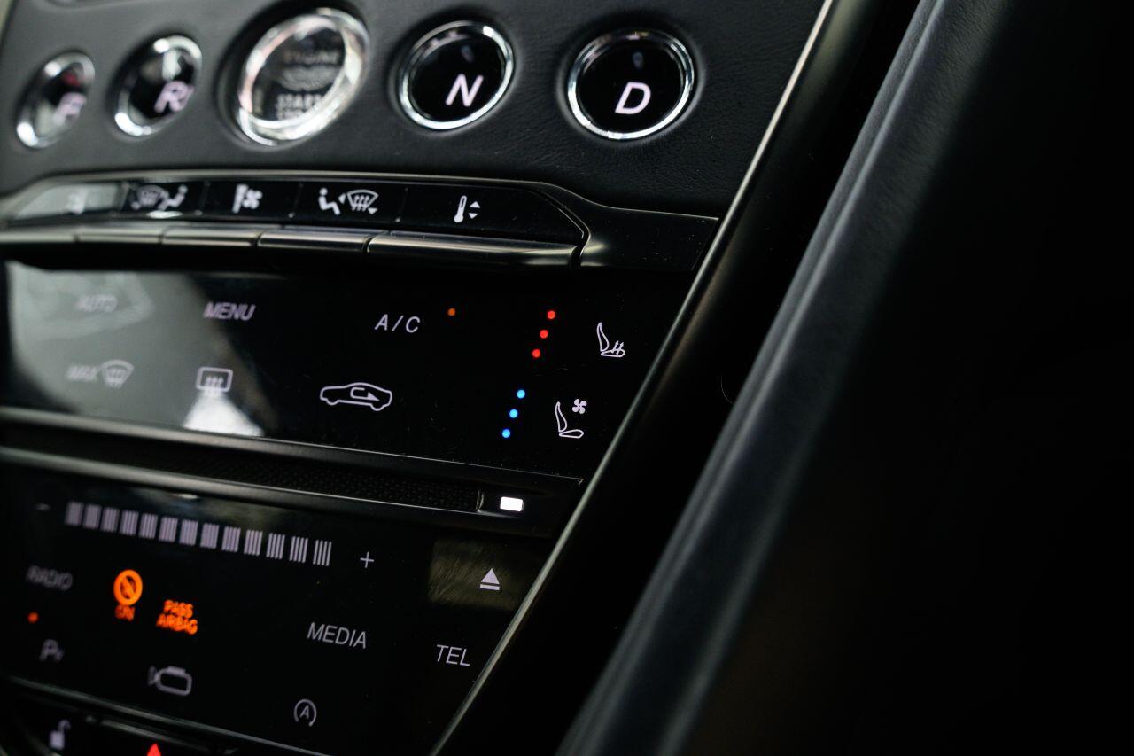 Aston Martin DB11 view 61