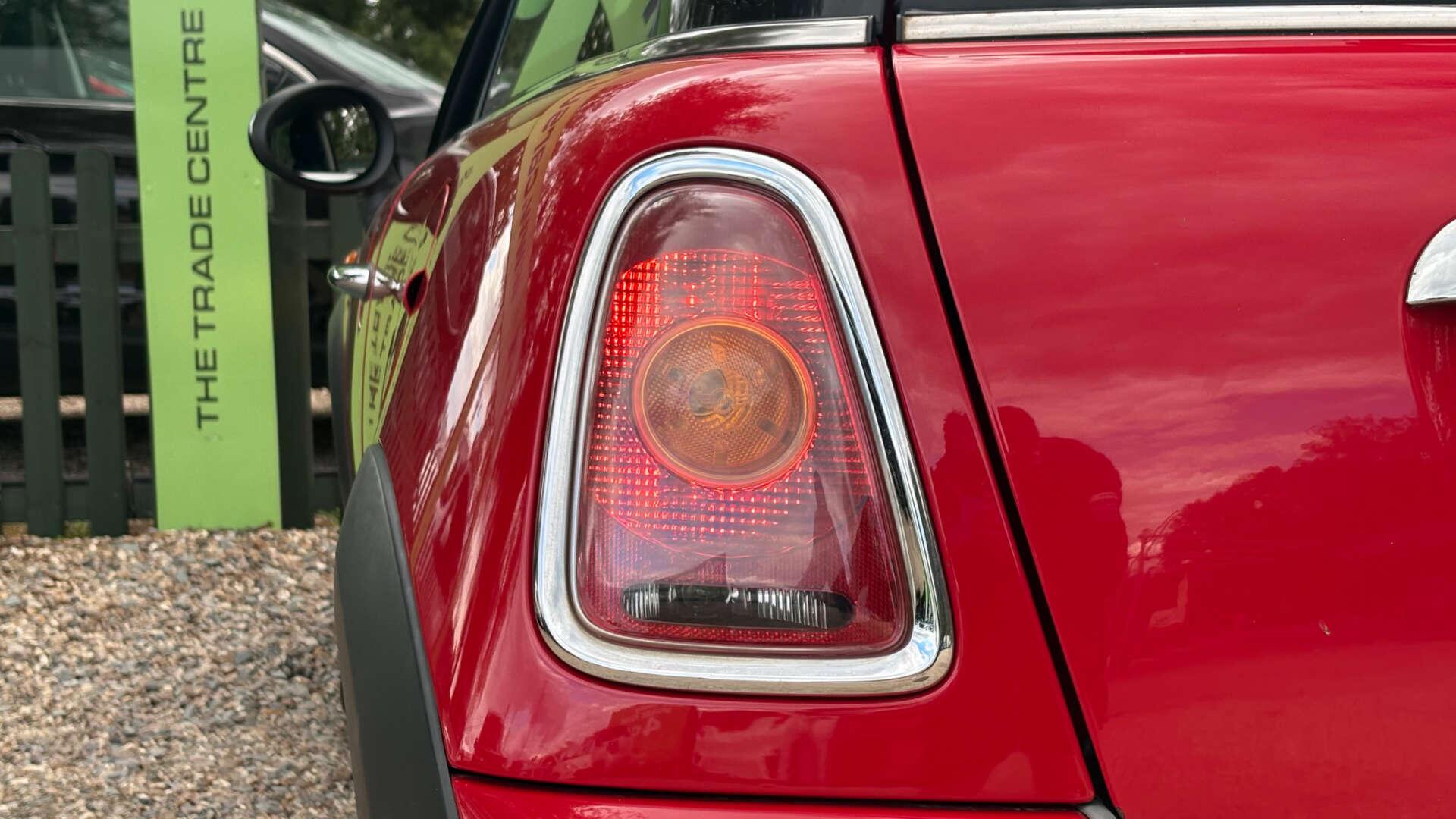 Mini Hatch view 31