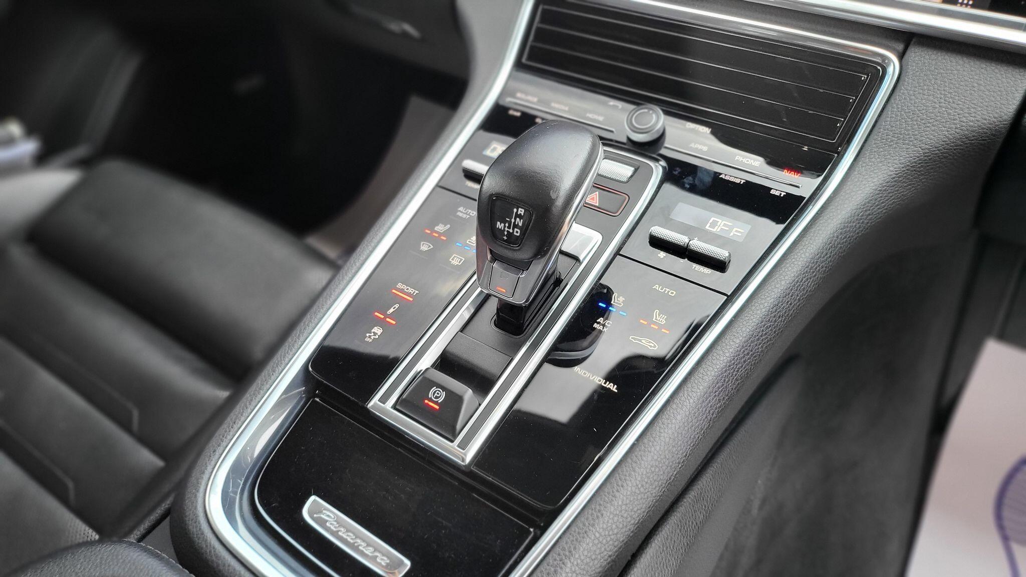 Porsche Panamera view 15