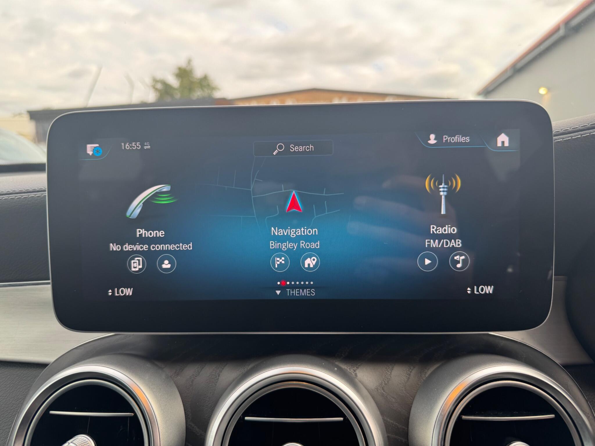Mercedes-Benz GLC view 47