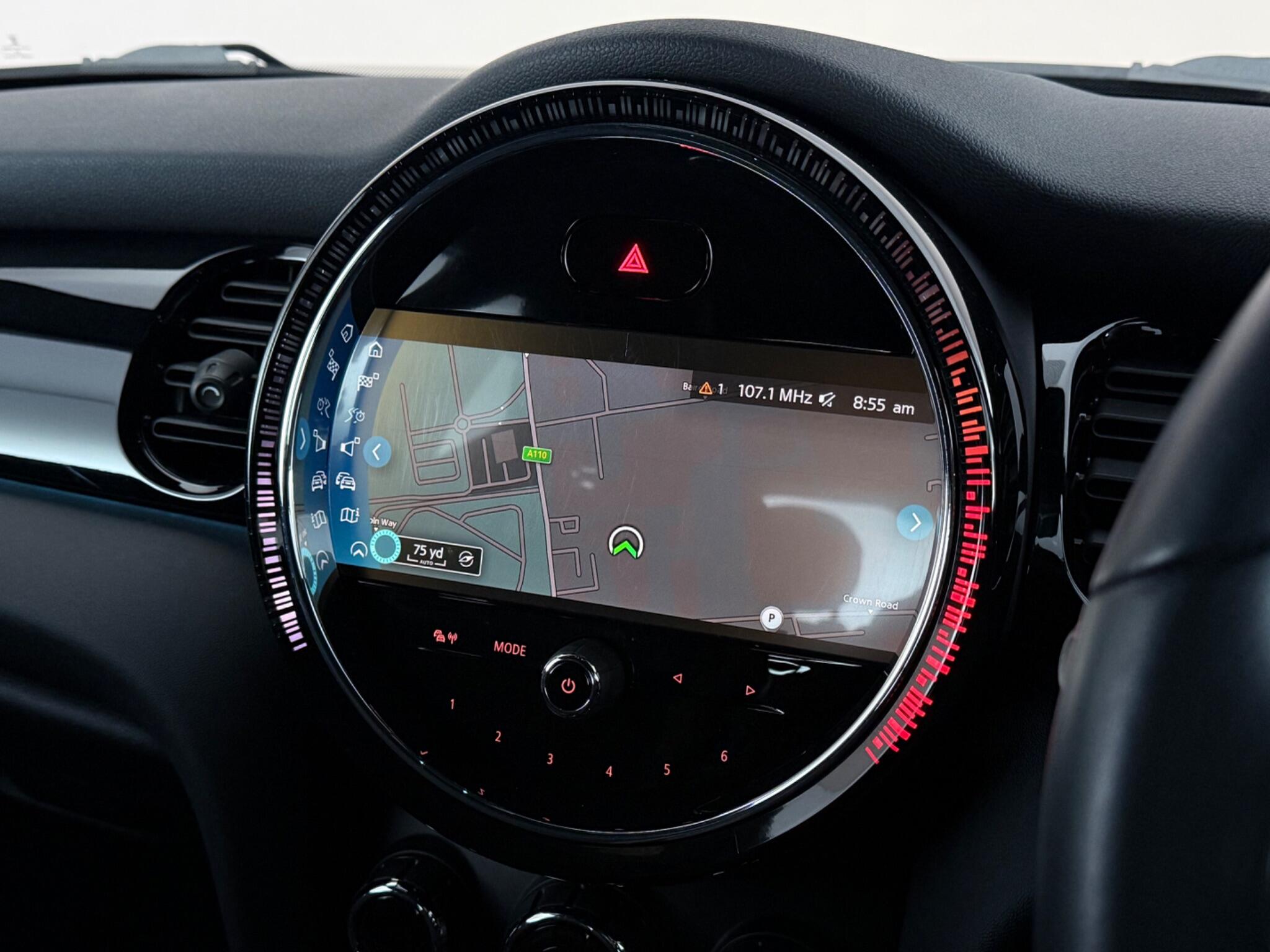 Mini Hatch view 30