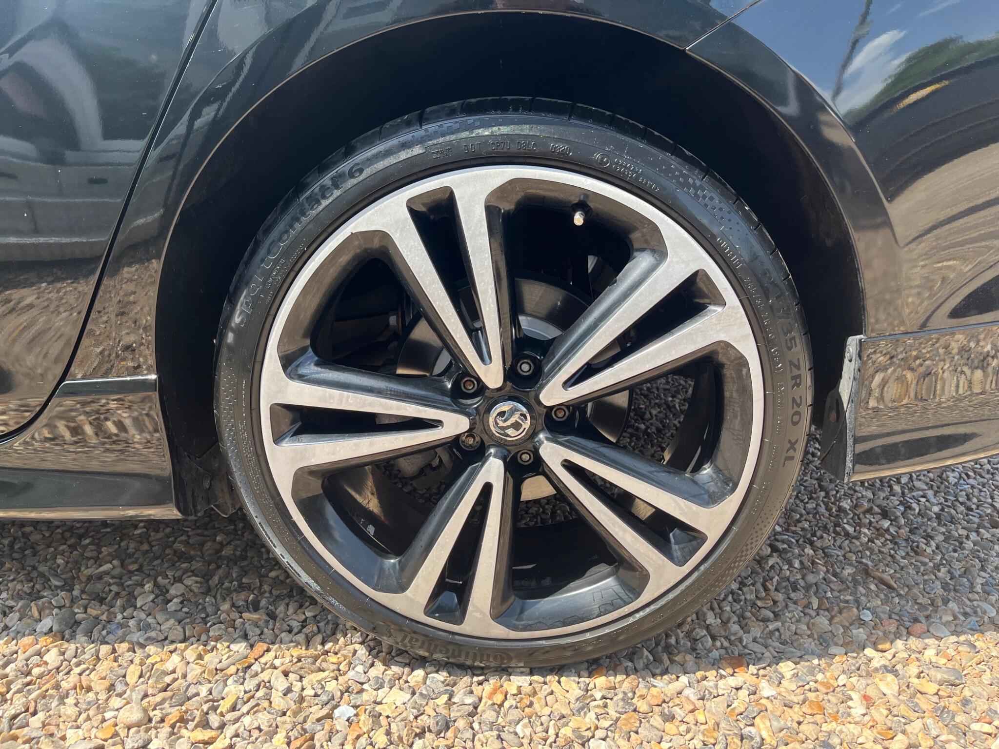Vauxhall Insignia view 8