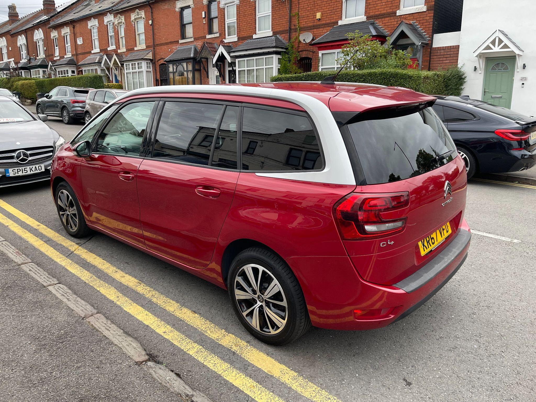 Citroen Grand C4 Picasso view 14