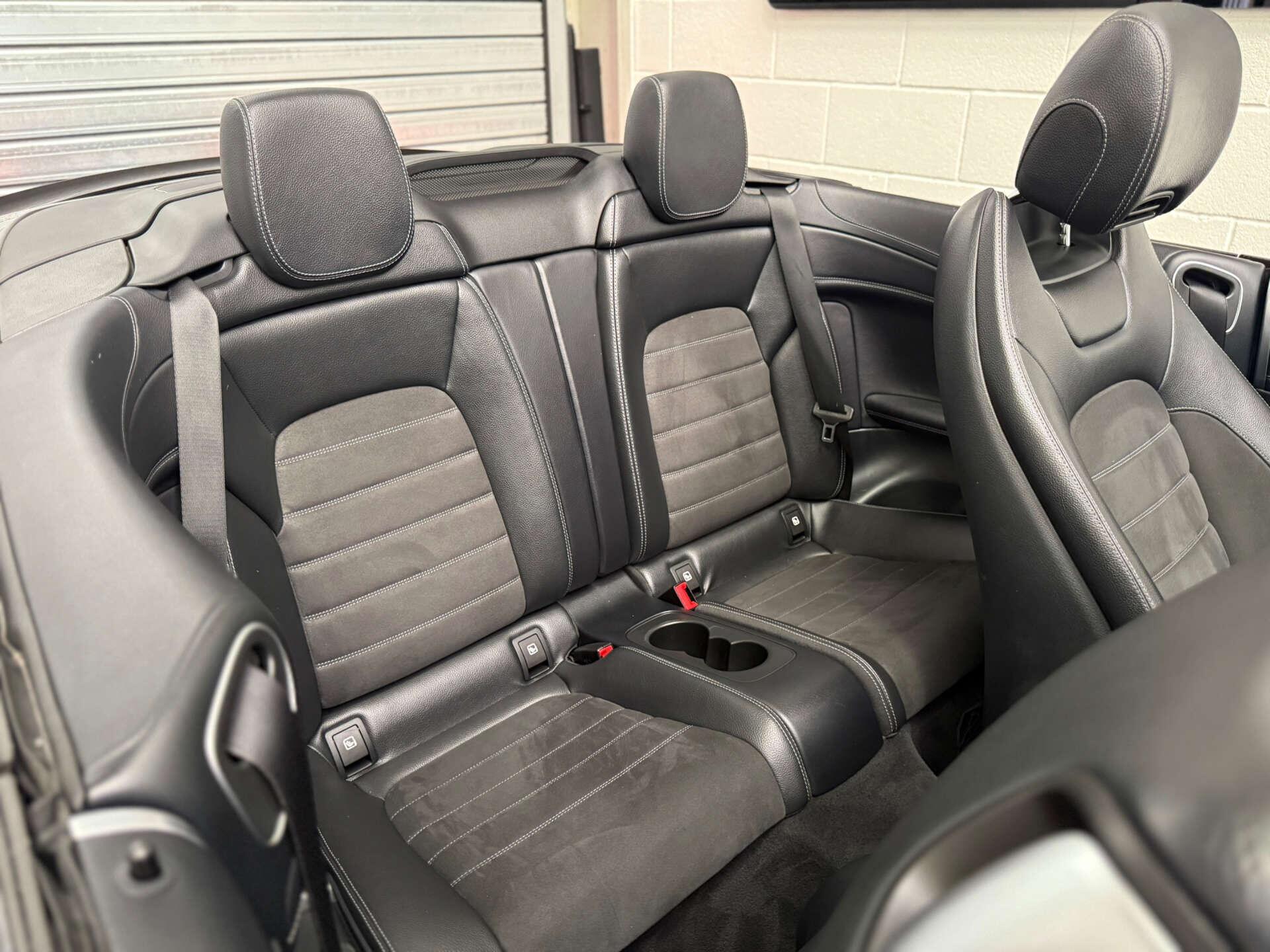 Mercedes-Benz C-Class view 28