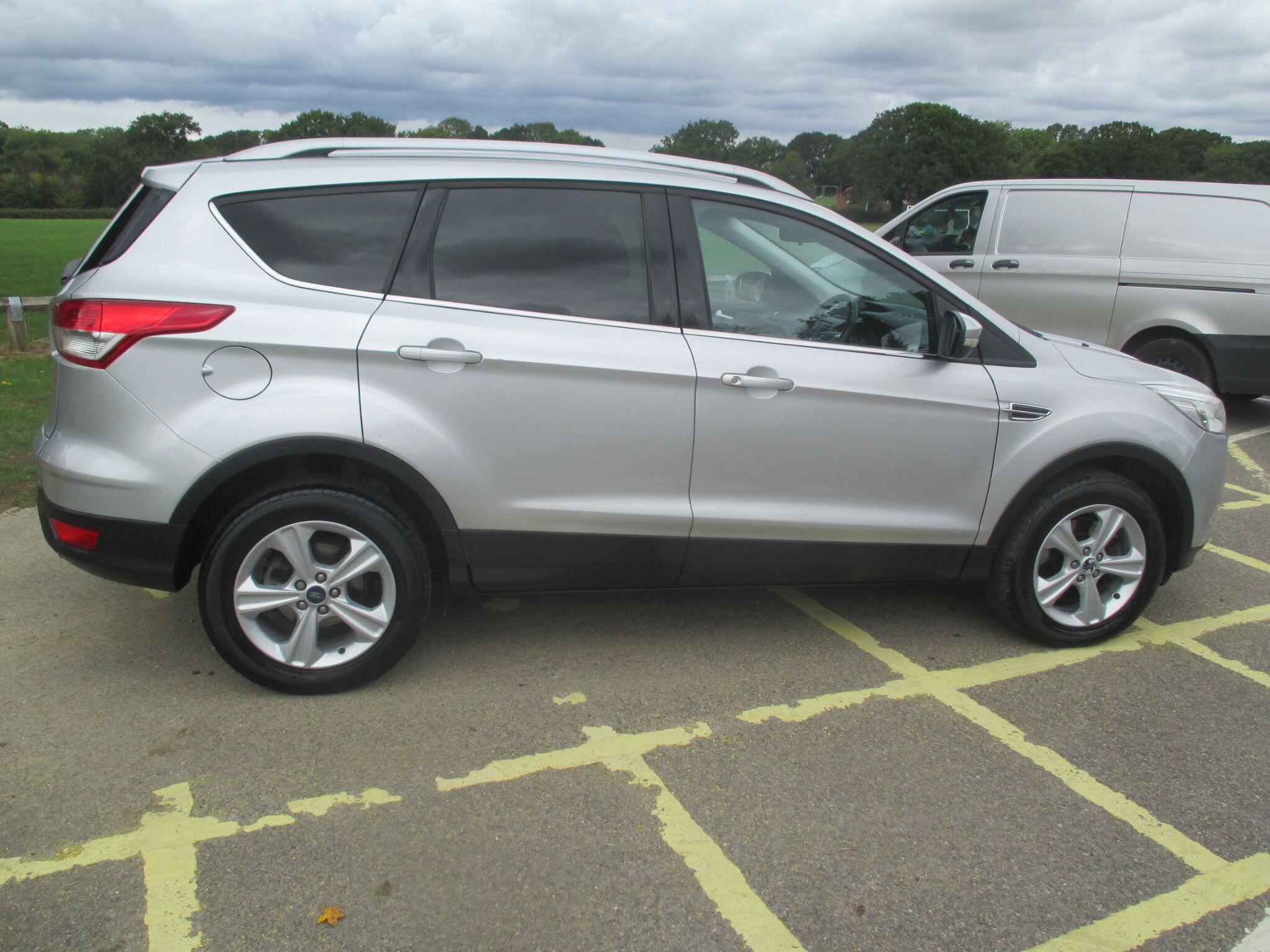 Ford Kuga view 10