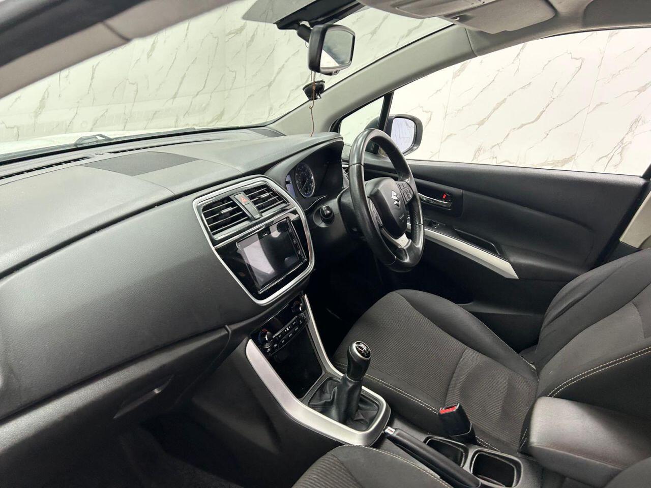 Suzuki SX4 S-Cross view 16