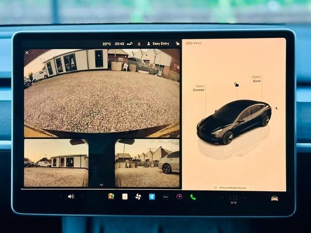 Tesla Model 3 view 16