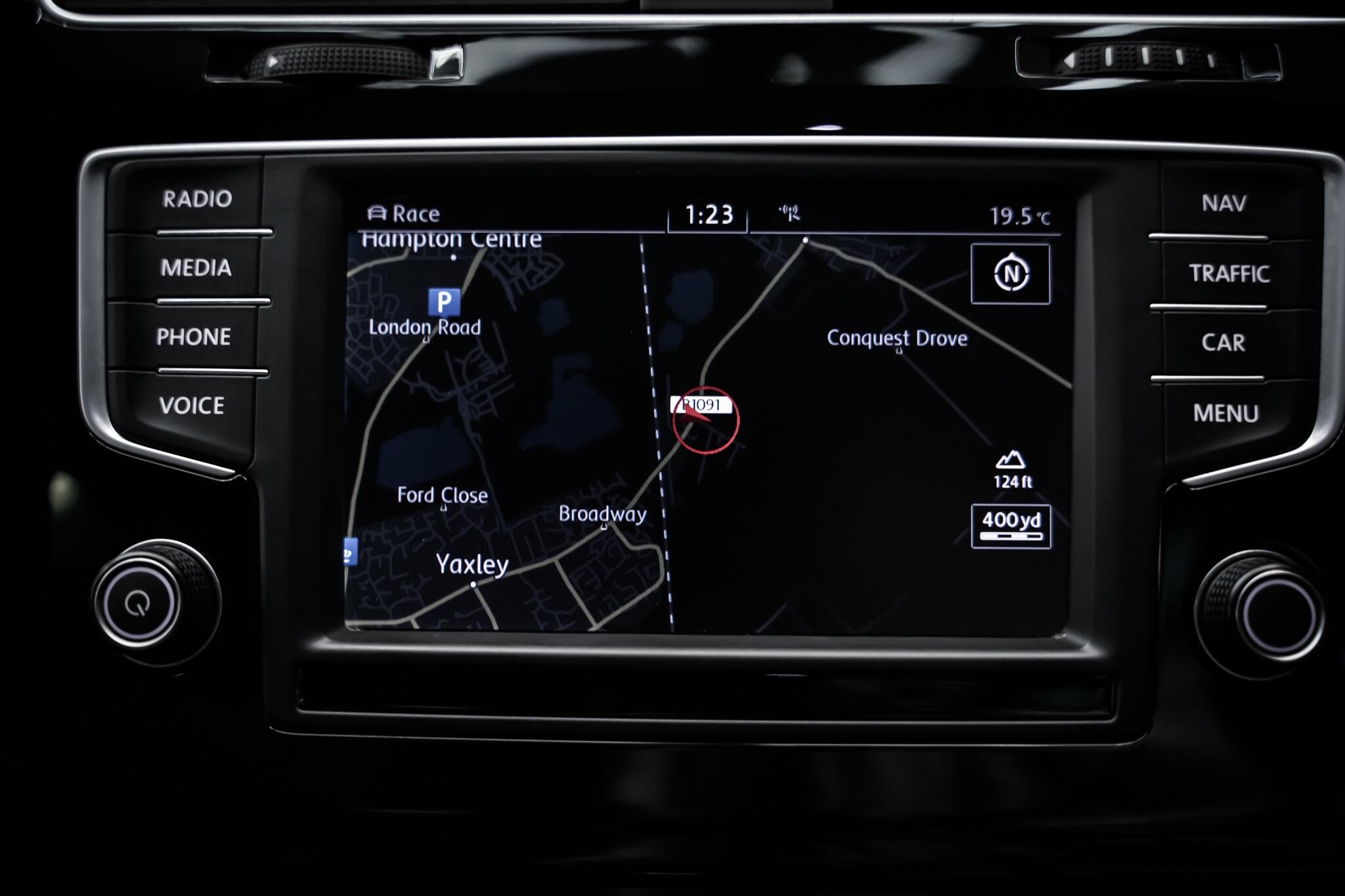 Volkswagen Golf view 41