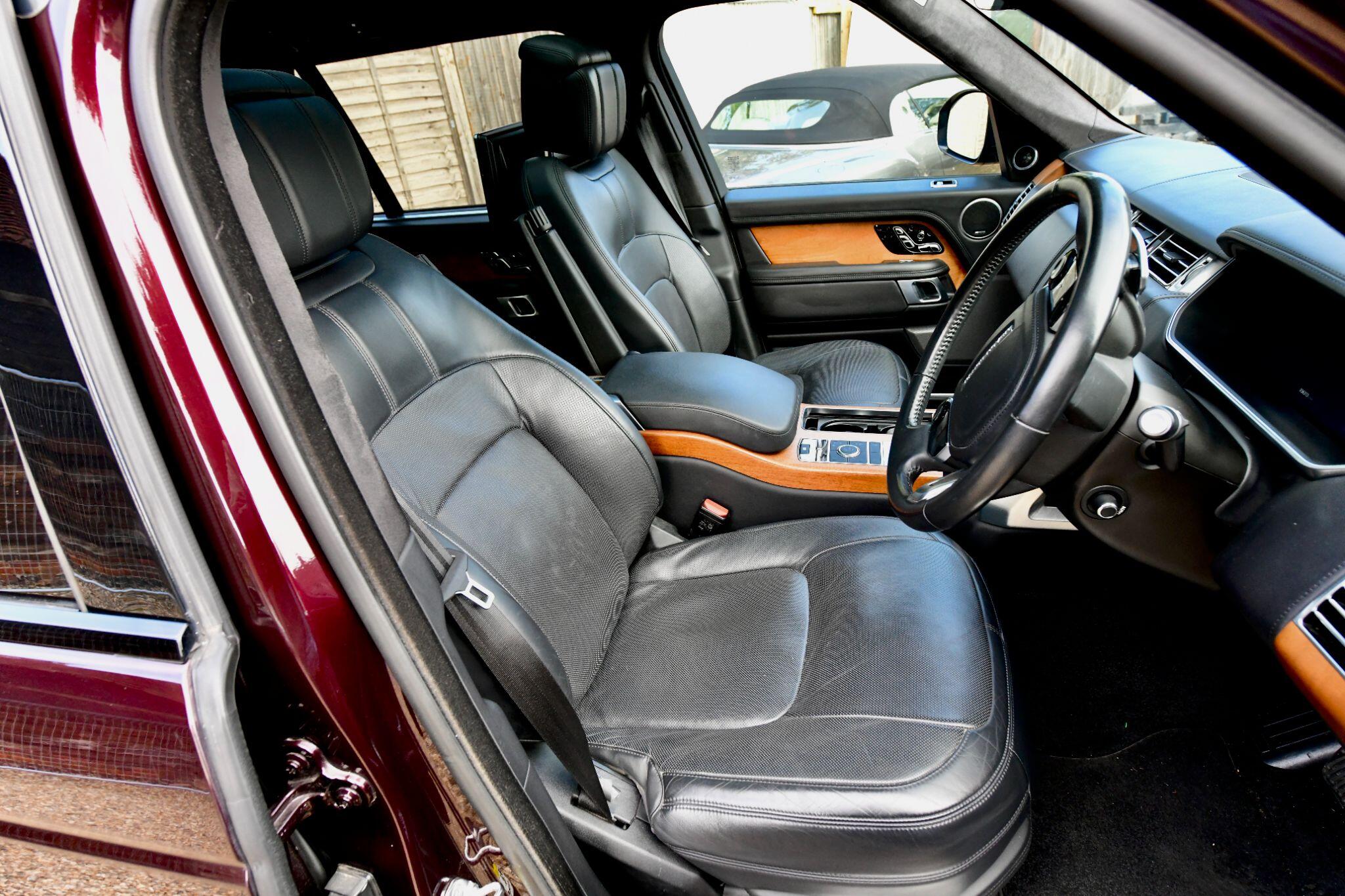 Land Rover Range Rover view 28