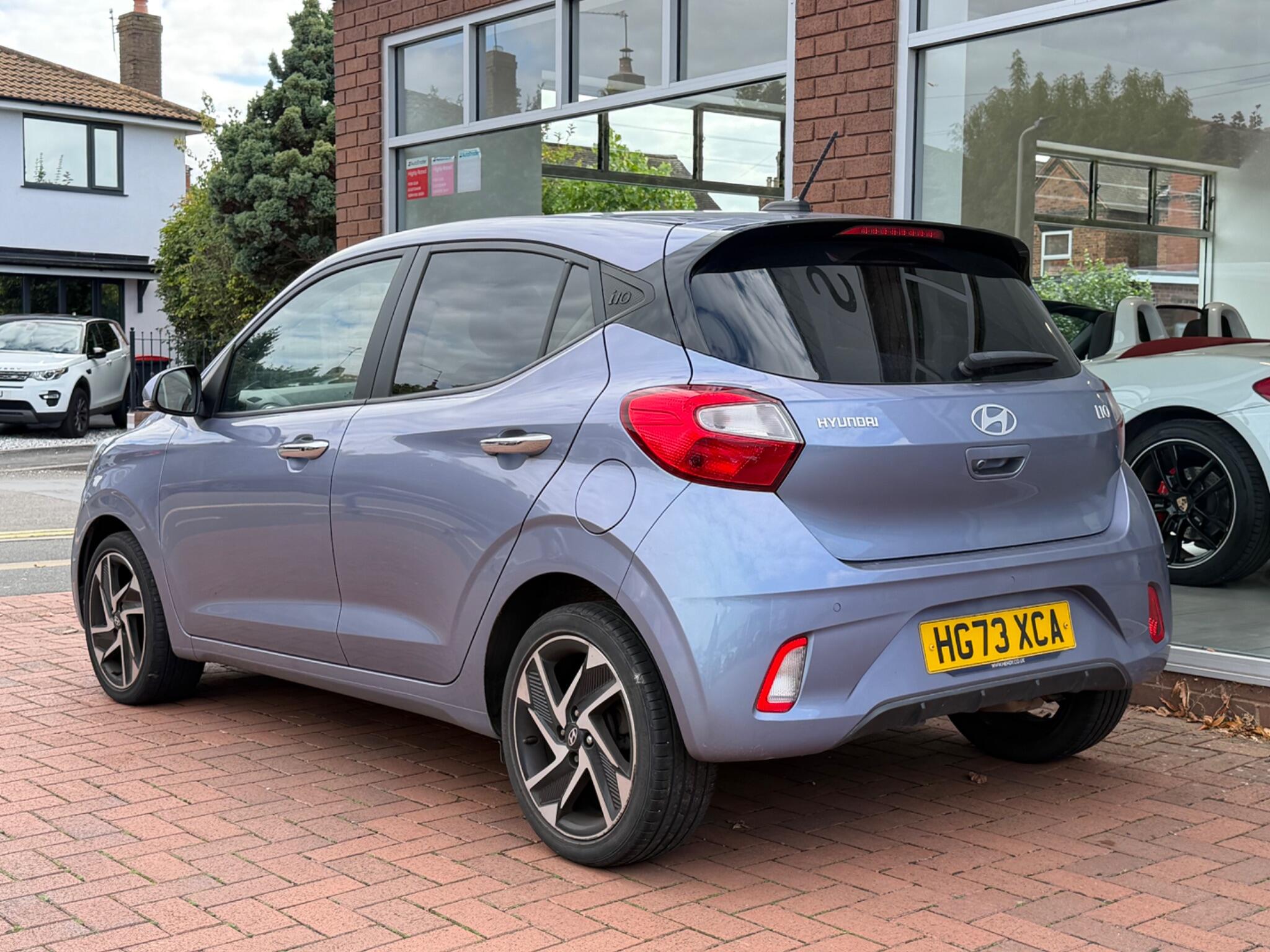 Hyundai i10 view 4