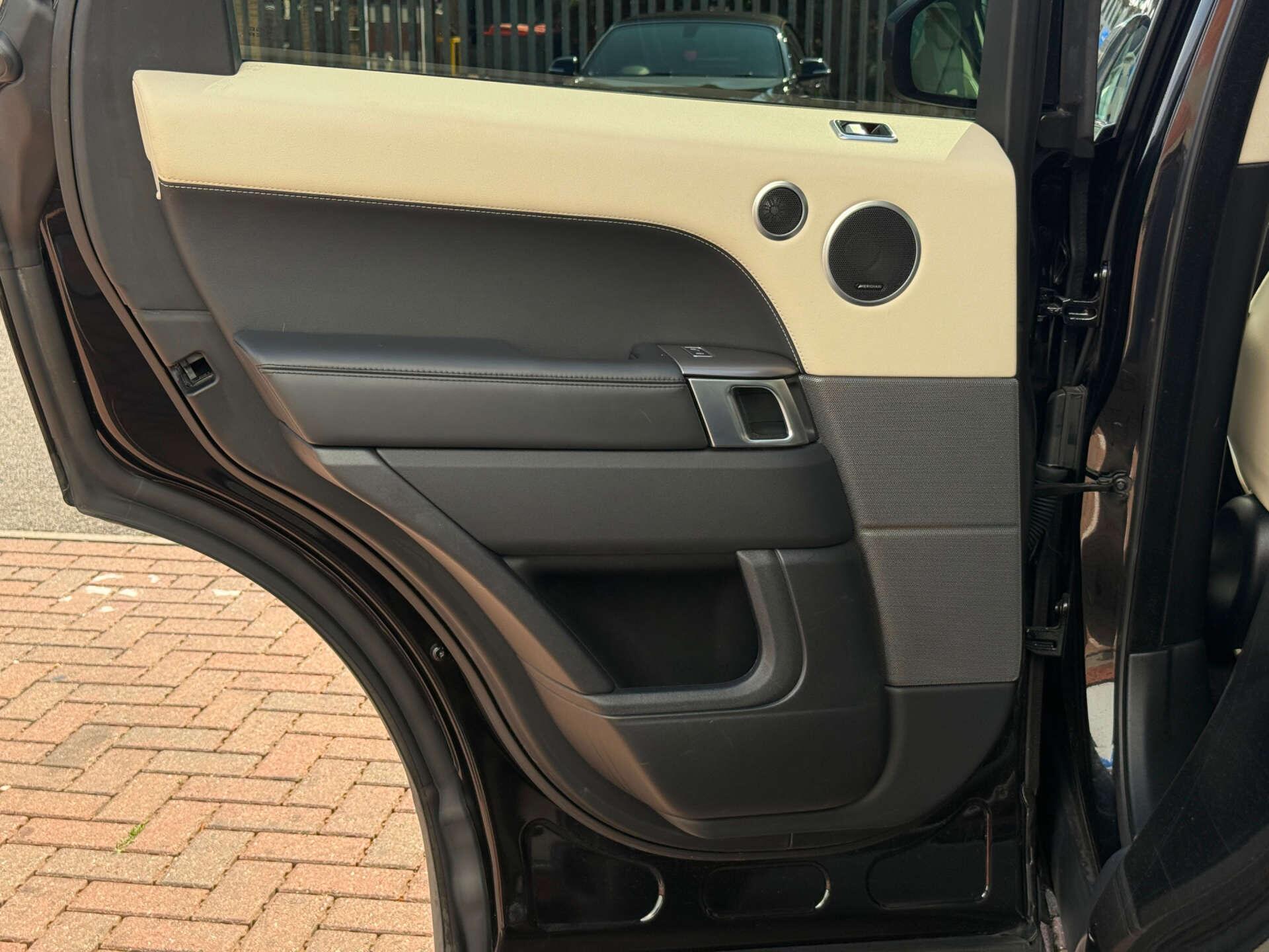 Land Rover Range Rover Sport view 33