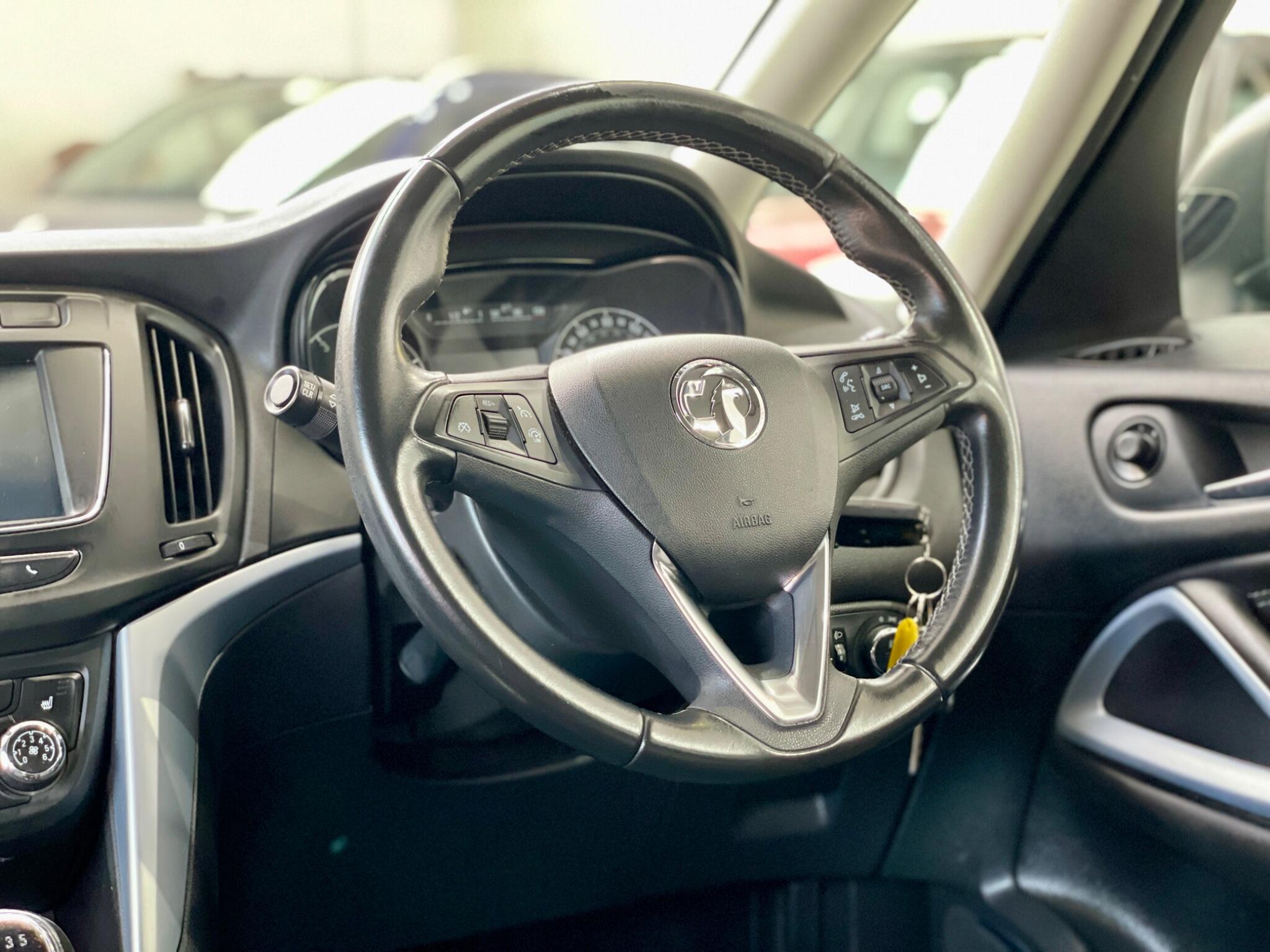 Vauxhall Zafira Tourer view 45