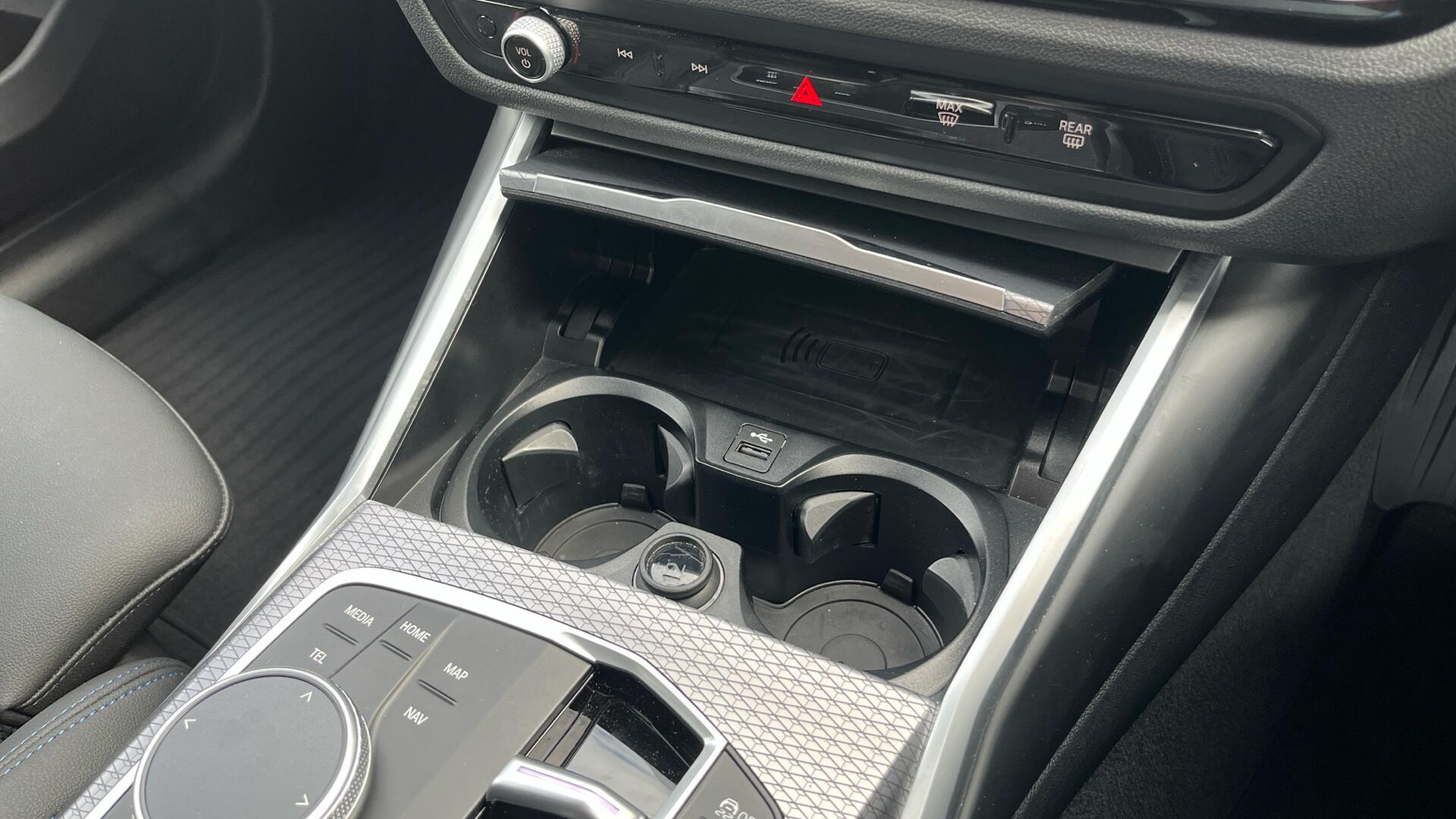 BMW 3 Series view 65