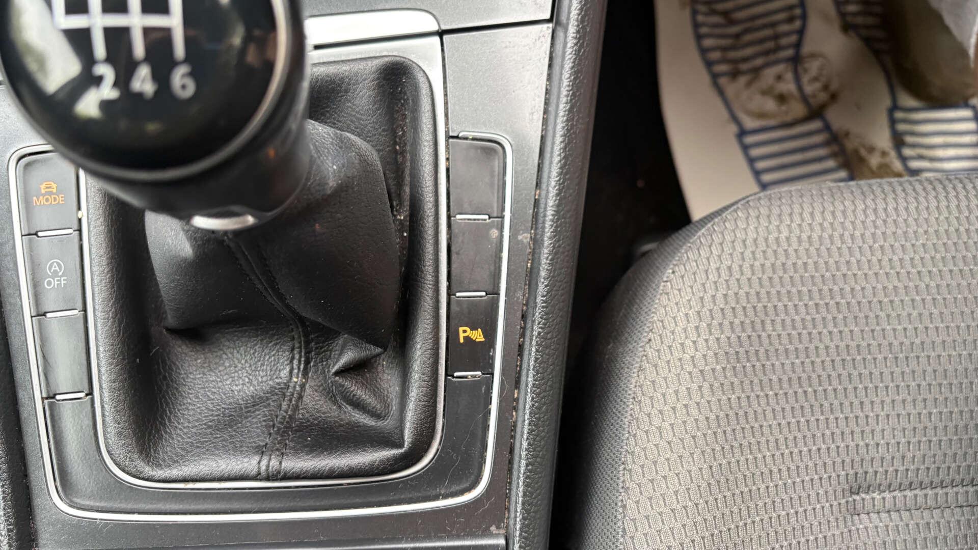 Volkswagen Golf view 36