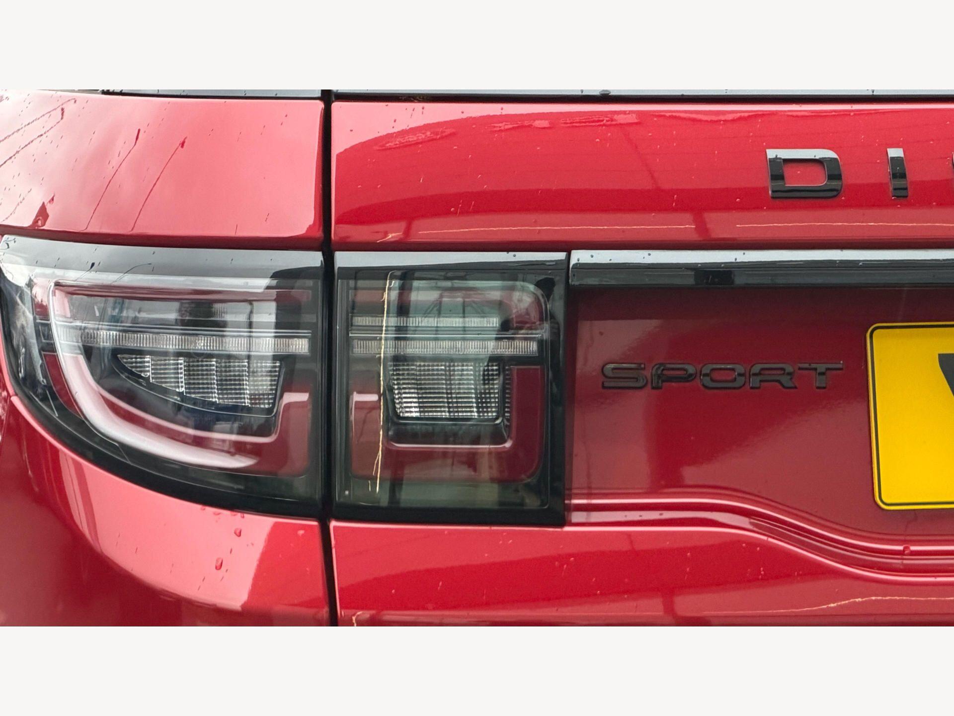 Land Rover Discovery Sport view 23