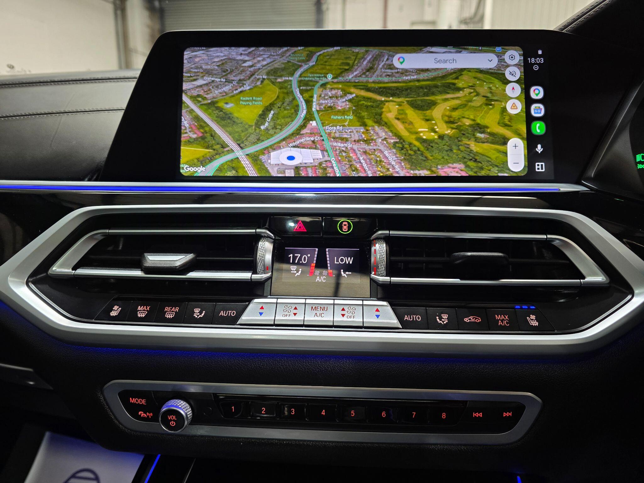 BMW X7 view 15
