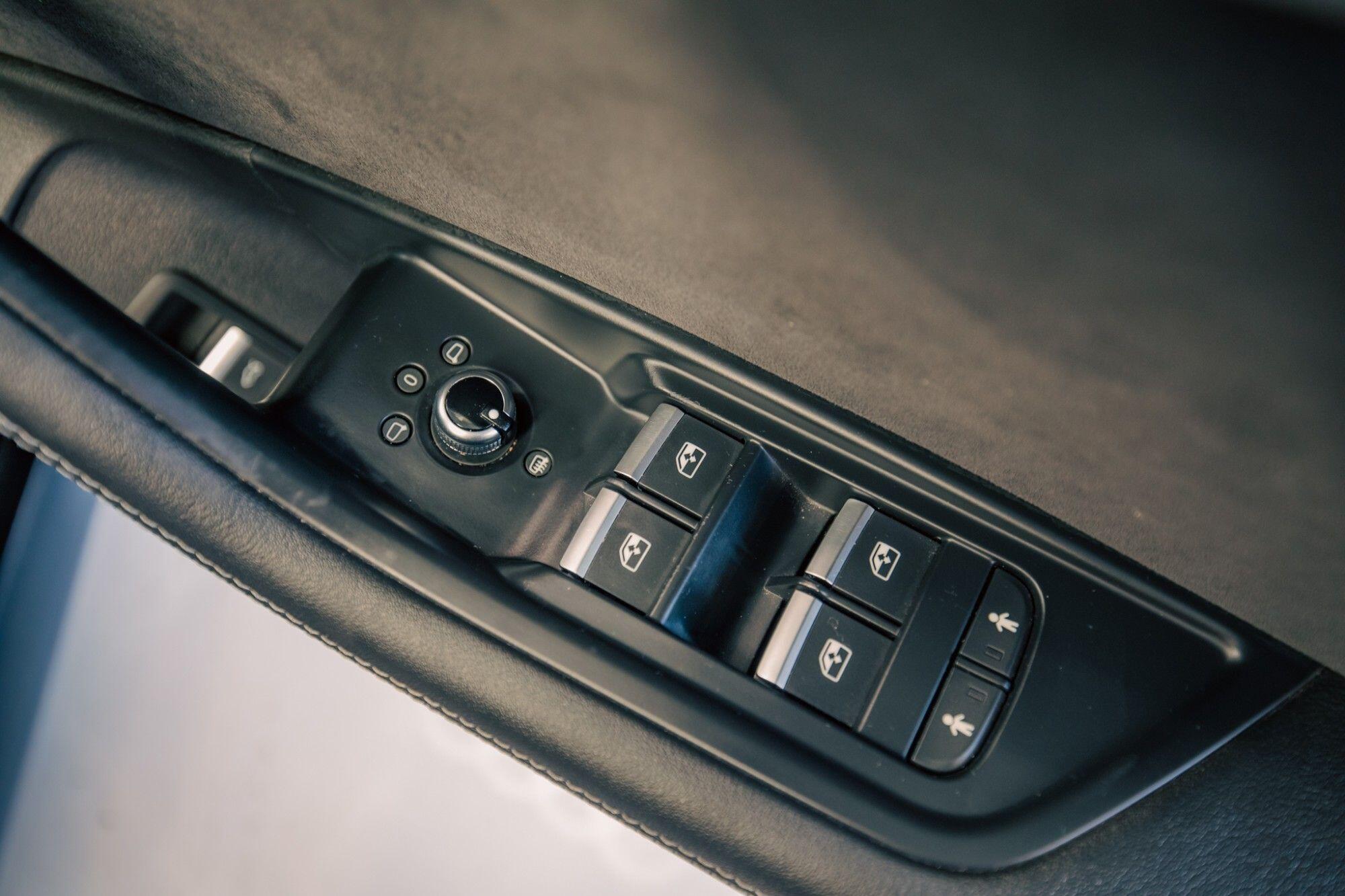 Audi S5 view 12