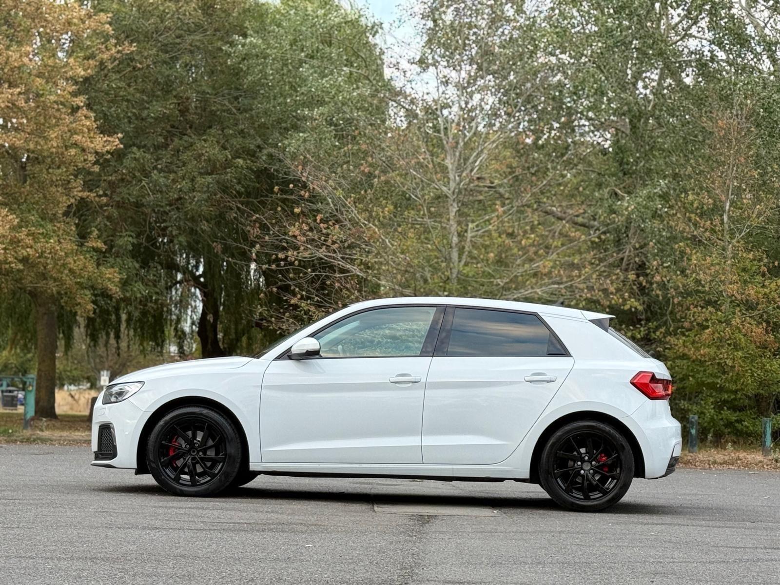 Audi A1 view 8