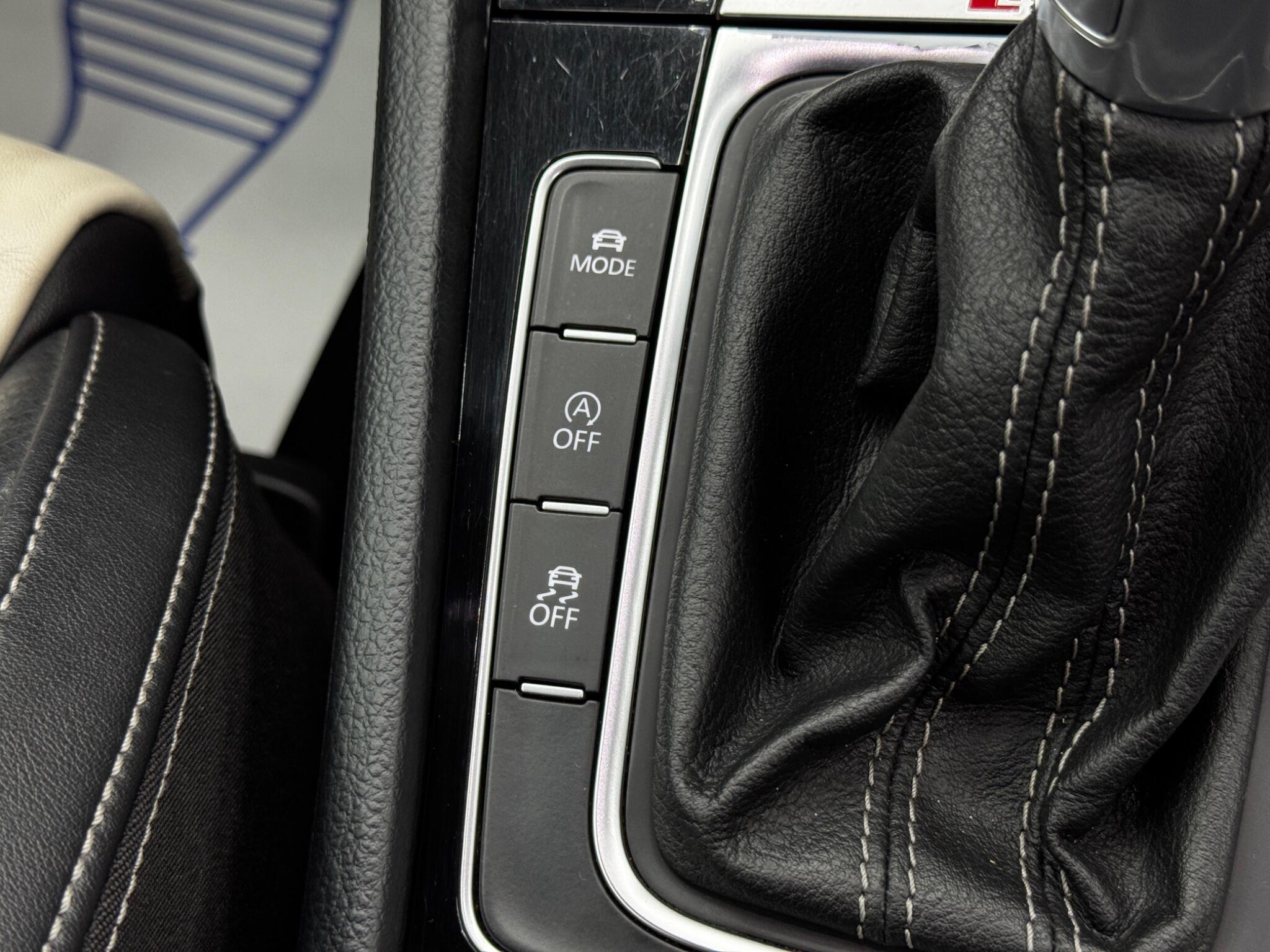 Volkswagen Golf view 28