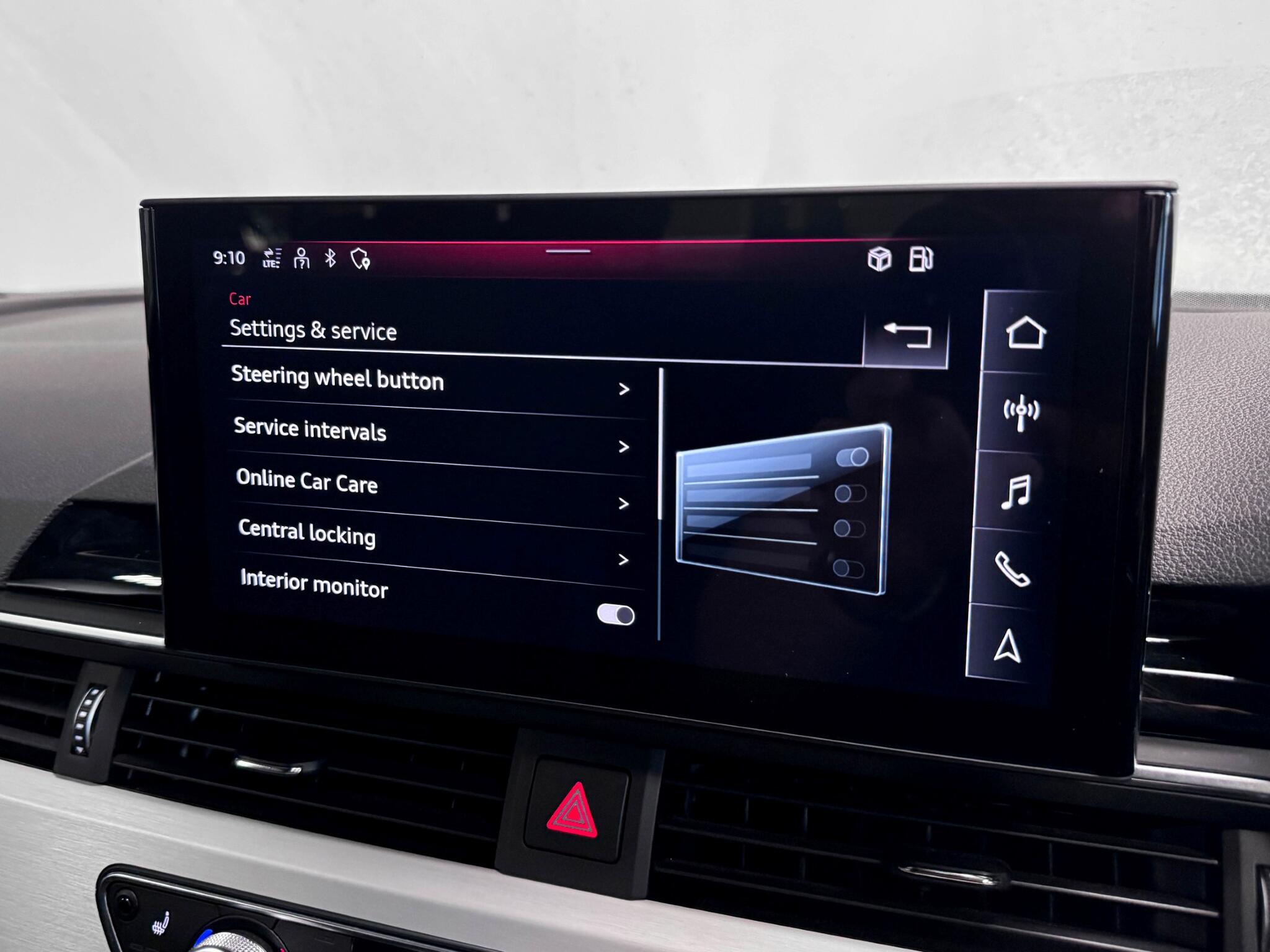 Audi A4 view 54