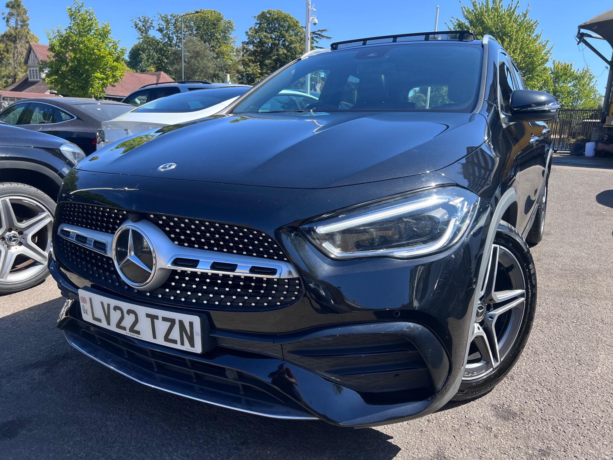 Mercedes-Benz Gla view 8
