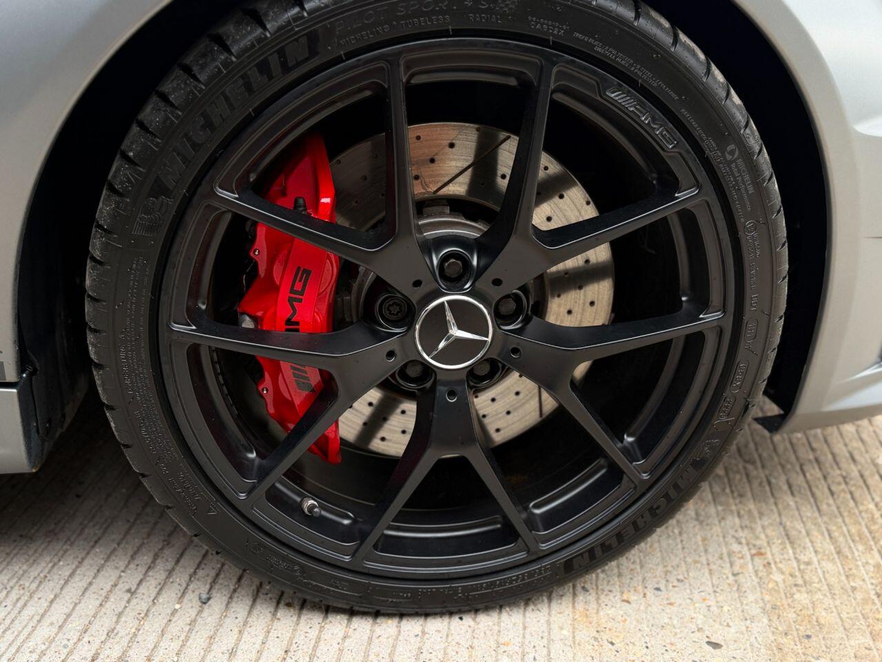 Mercedes-Benz C Class view 24