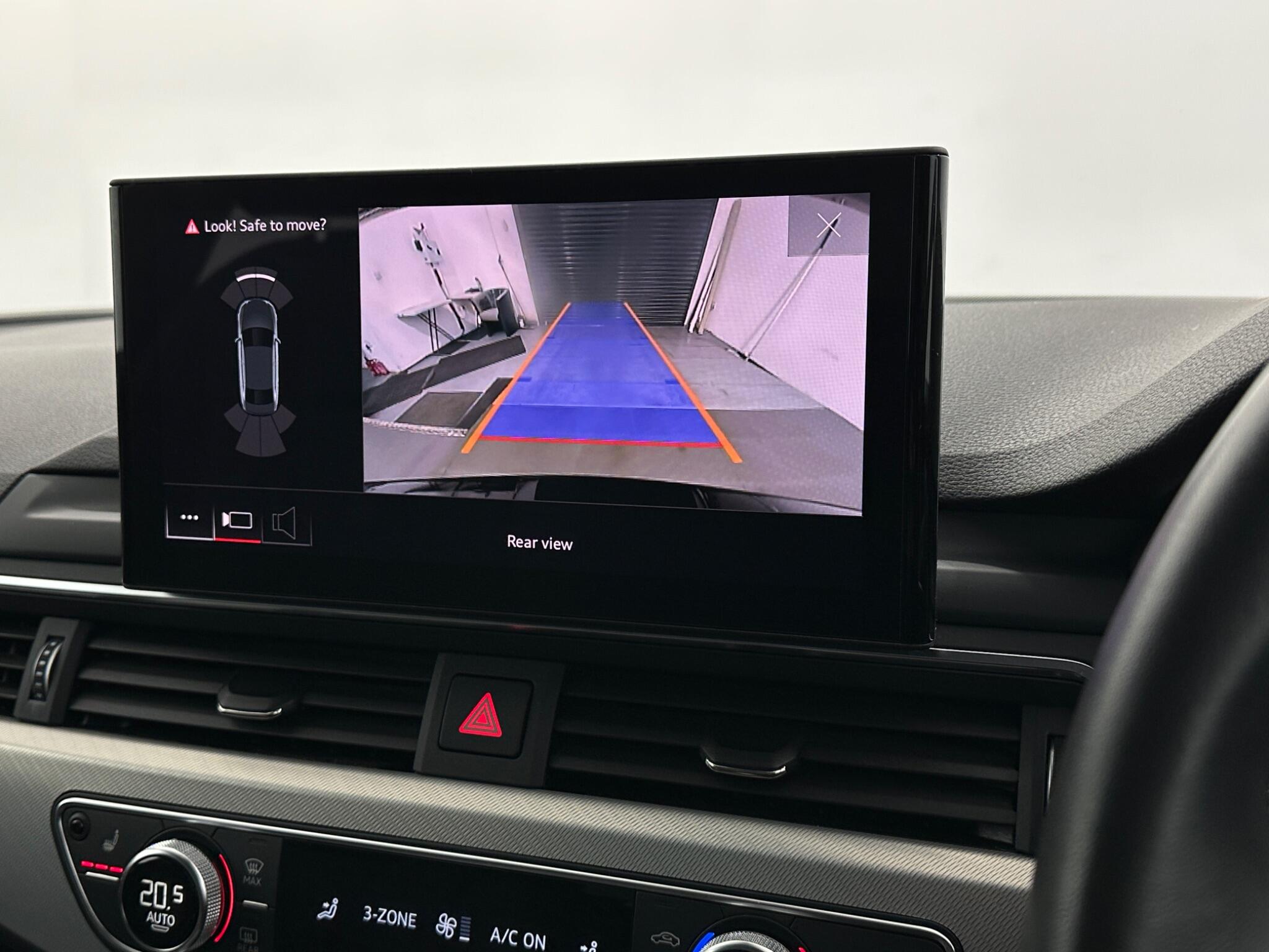 Audi A4 view 23