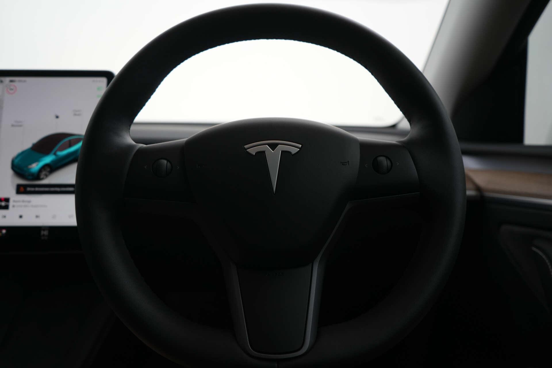 Tesla Model Y view 40
