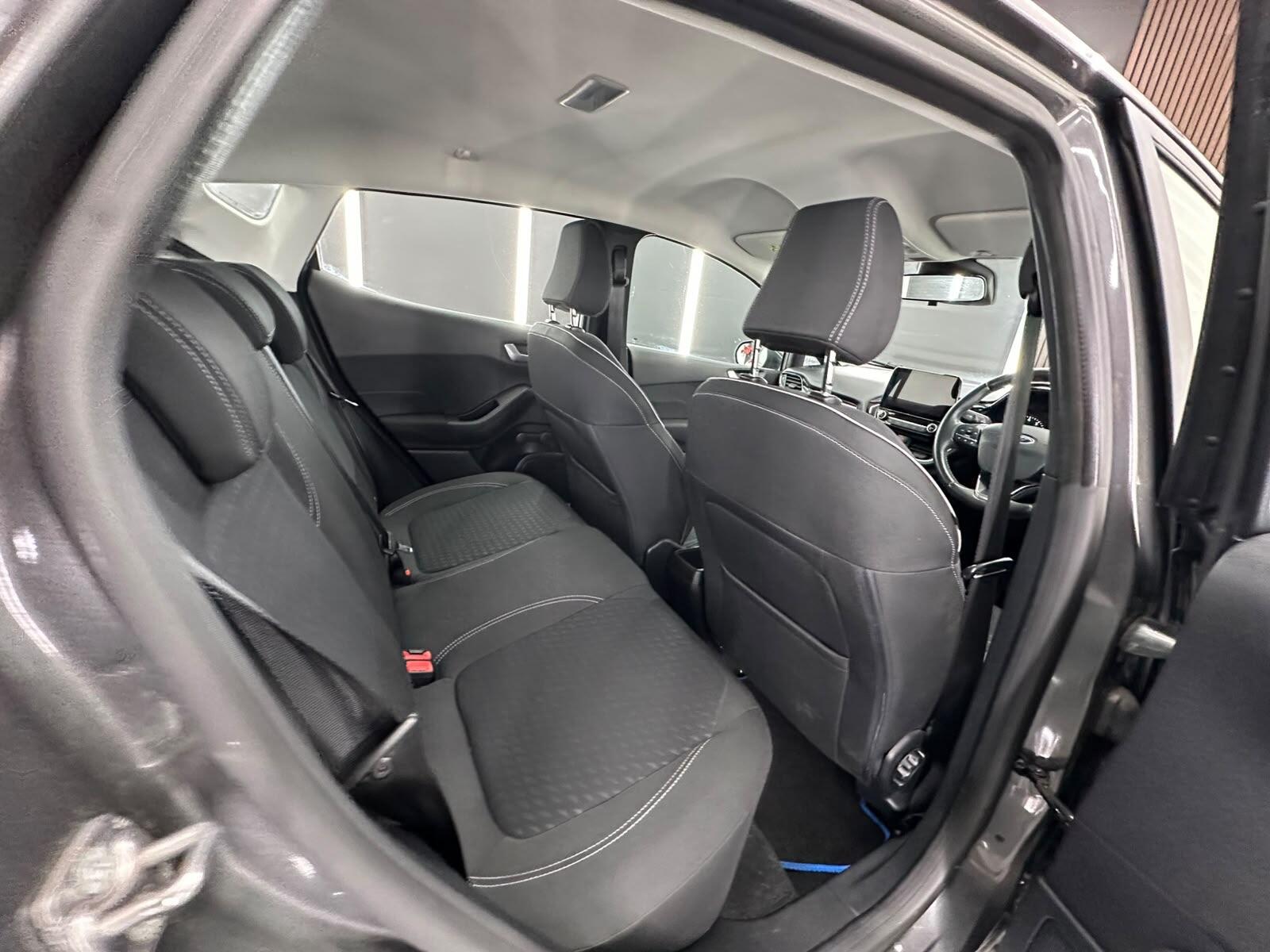 Ford Fiesta view 27