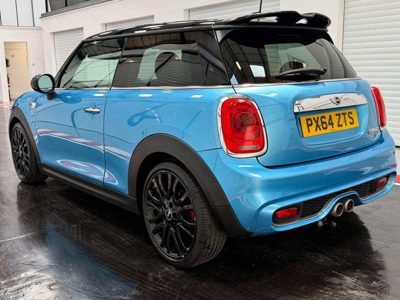 Mini Hatch view 2