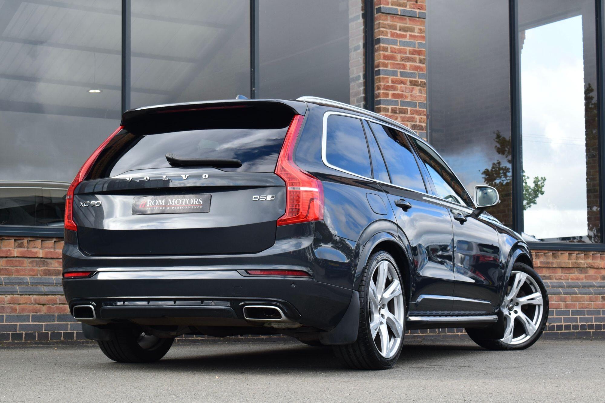 Volvo XC90 view 50