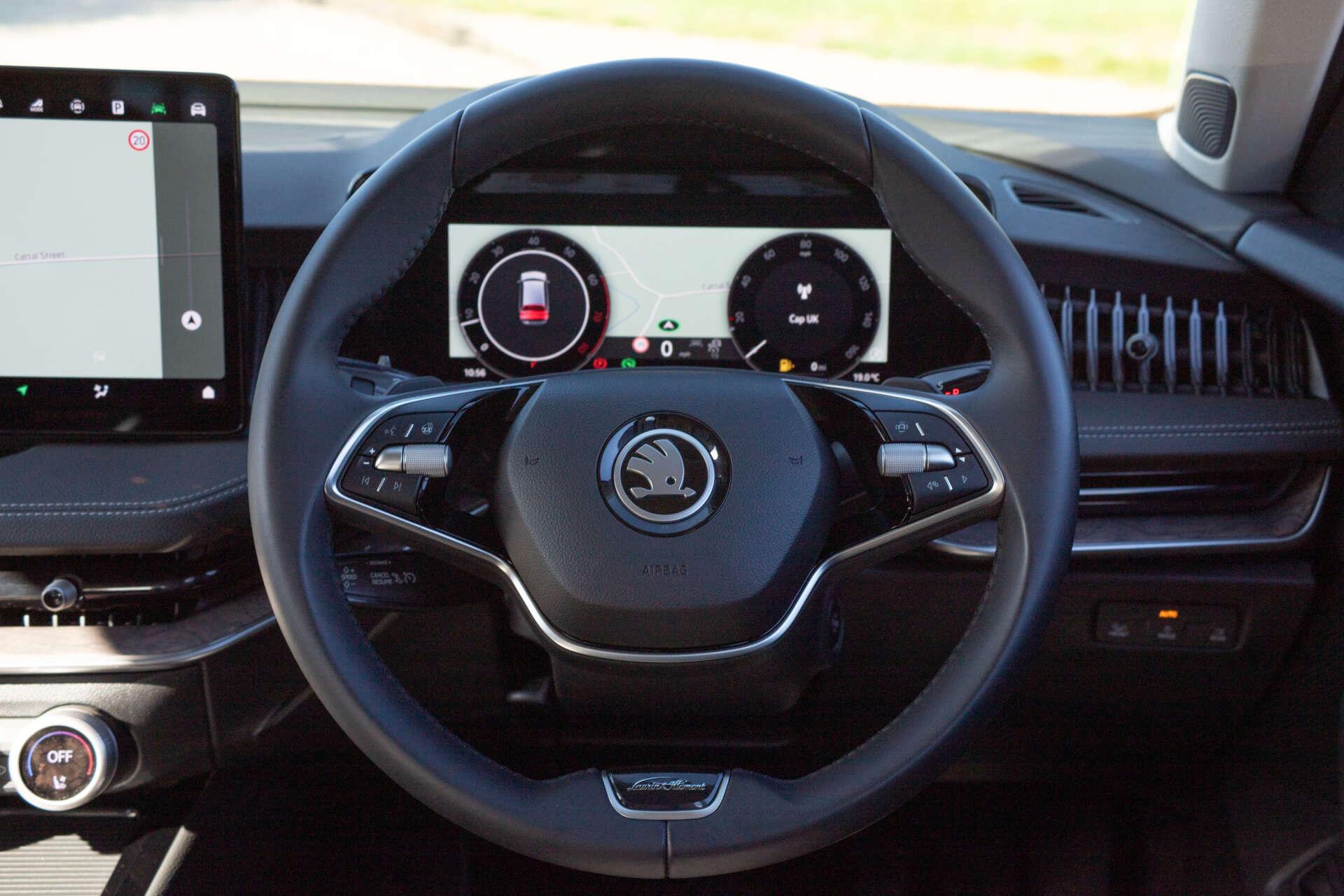 Skoda Superb view 53