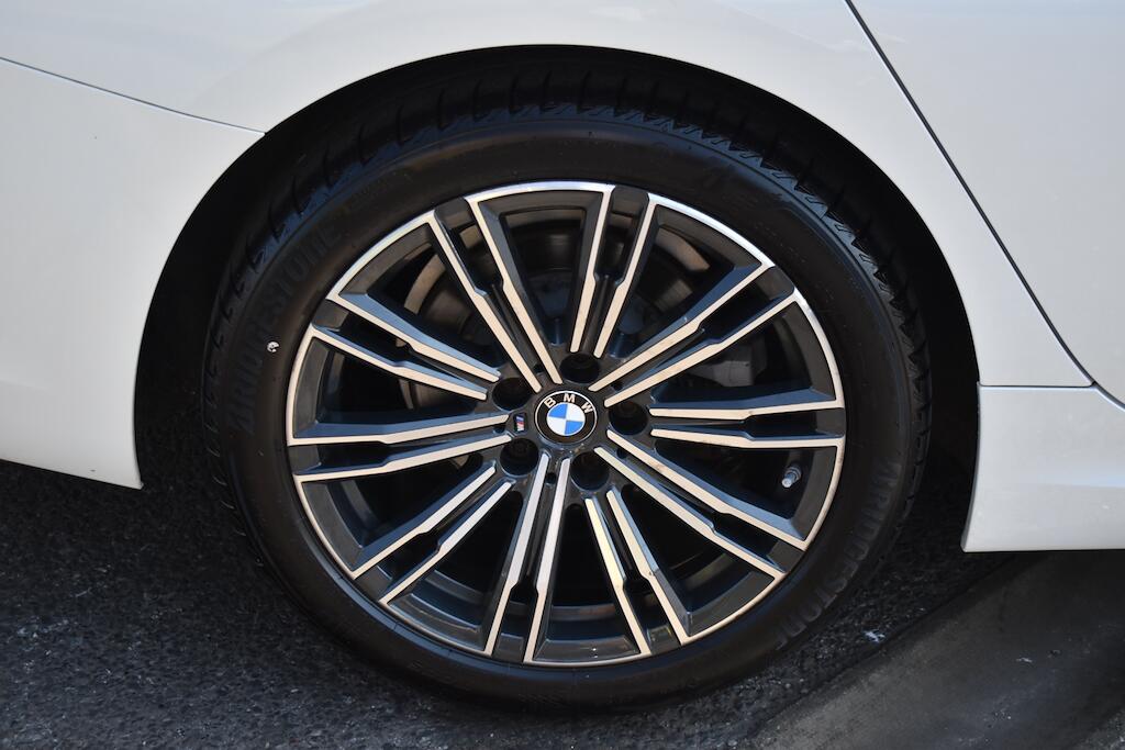 BMW 3 Series view 67