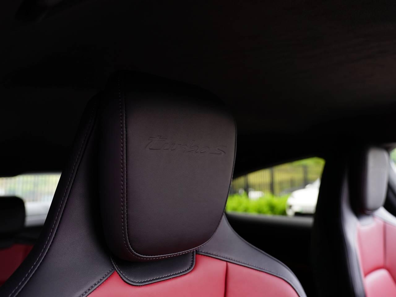 Porsche Taycan view 19