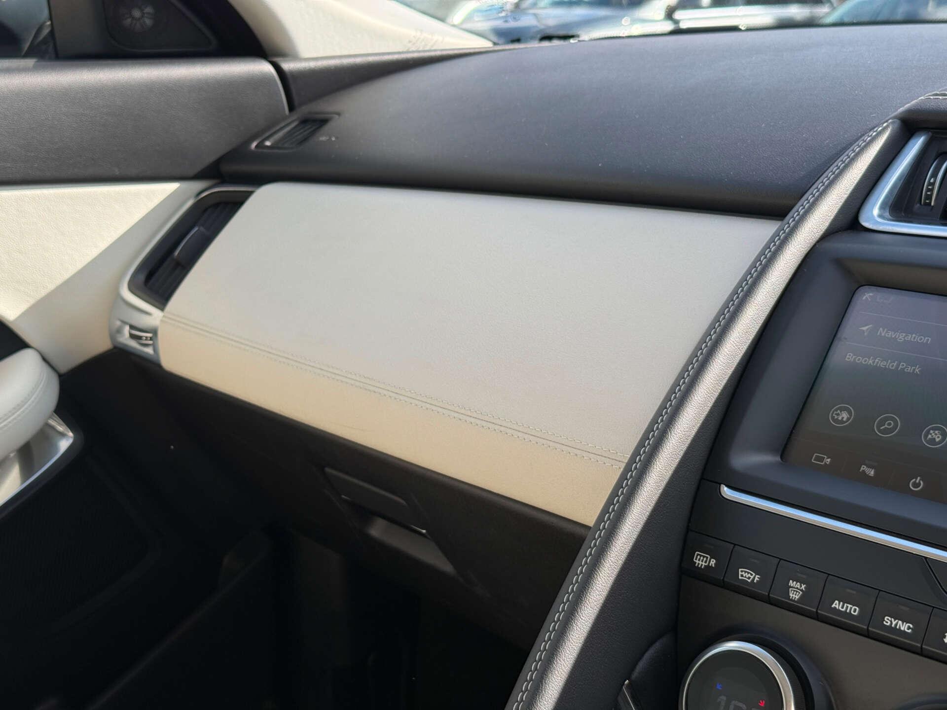 Jaguar E-Pace view 51