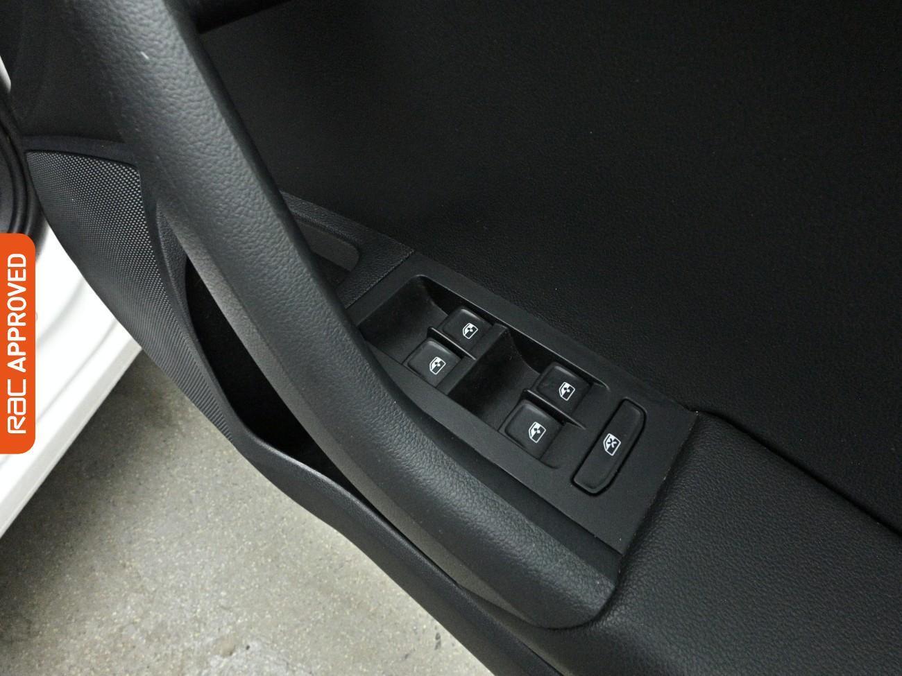 Skoda Octavia view 24