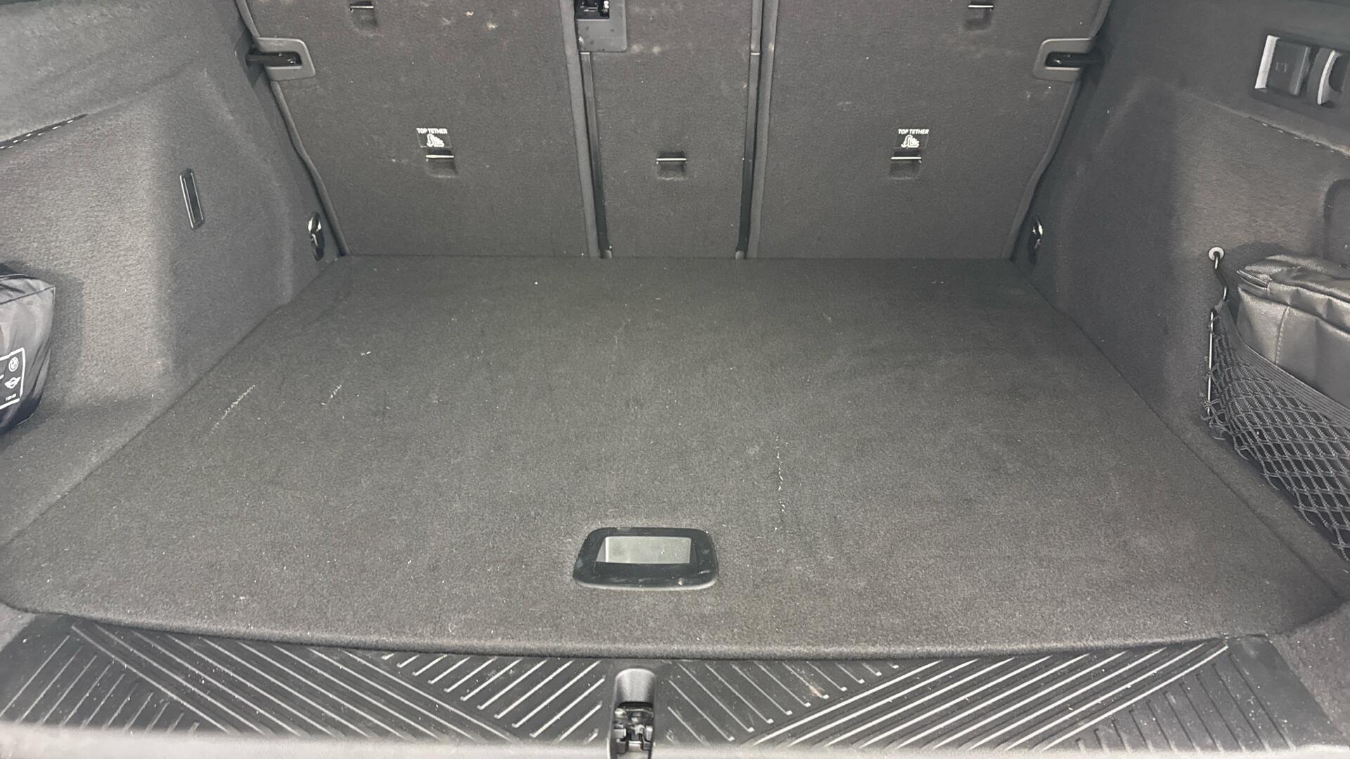 BMW X3 view 13