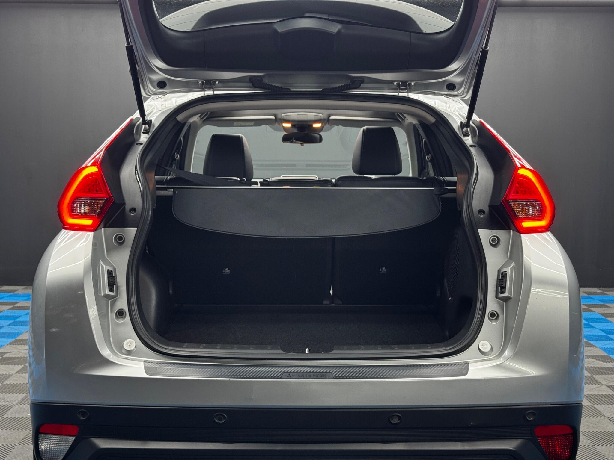 Mitsubishi Eclipse Cross view 34