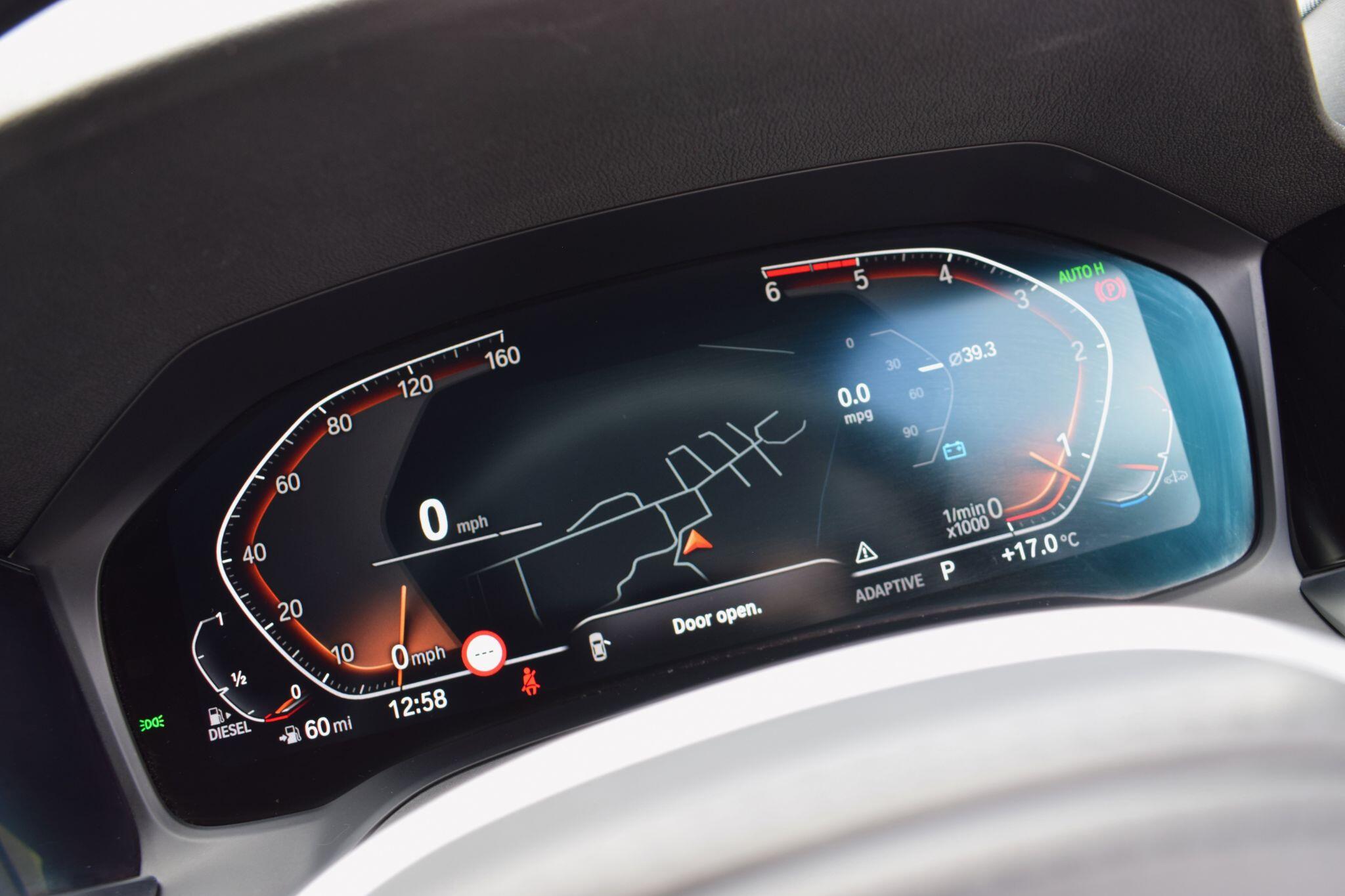 BMW 3 Series view 22